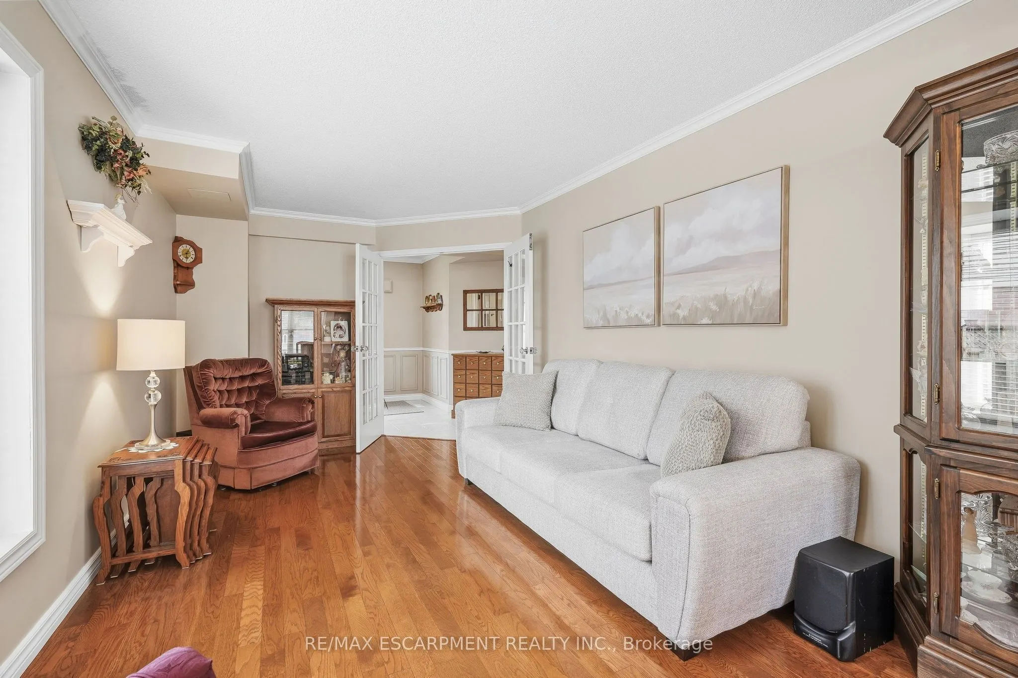 607 CLOVER PARK Crescent