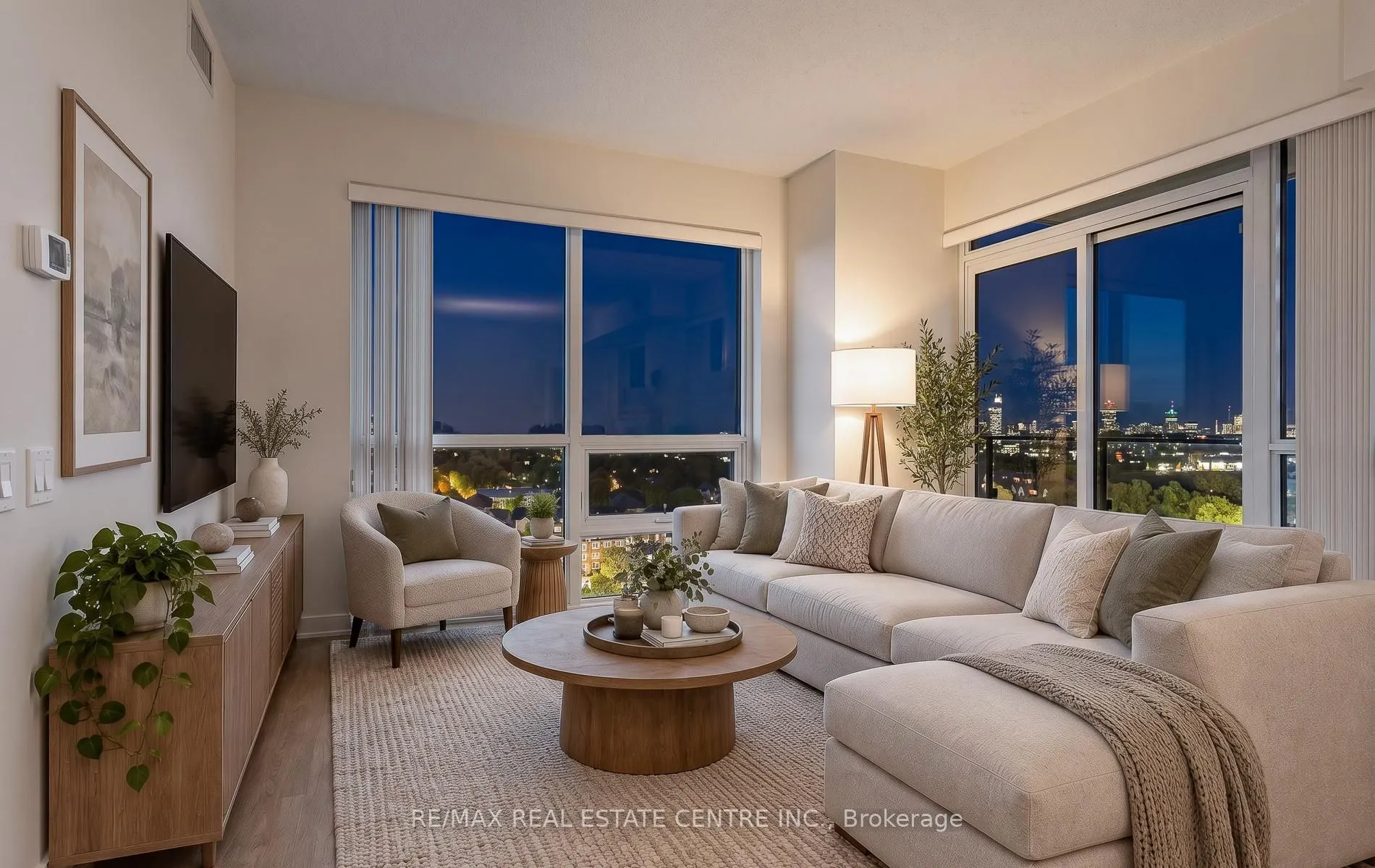 2220 Lakeshore Boulevard W #1602