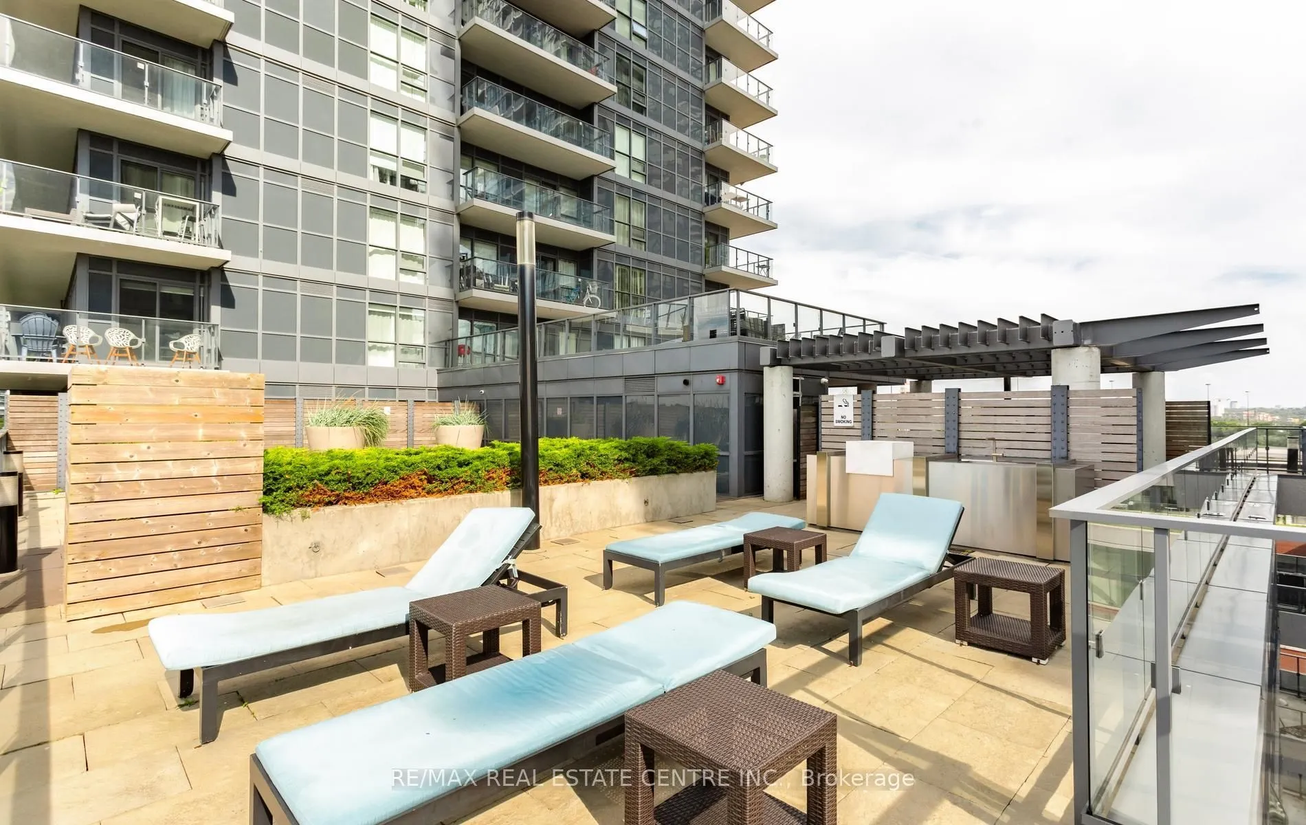 2220 Lakeshore Boulevard W #1602