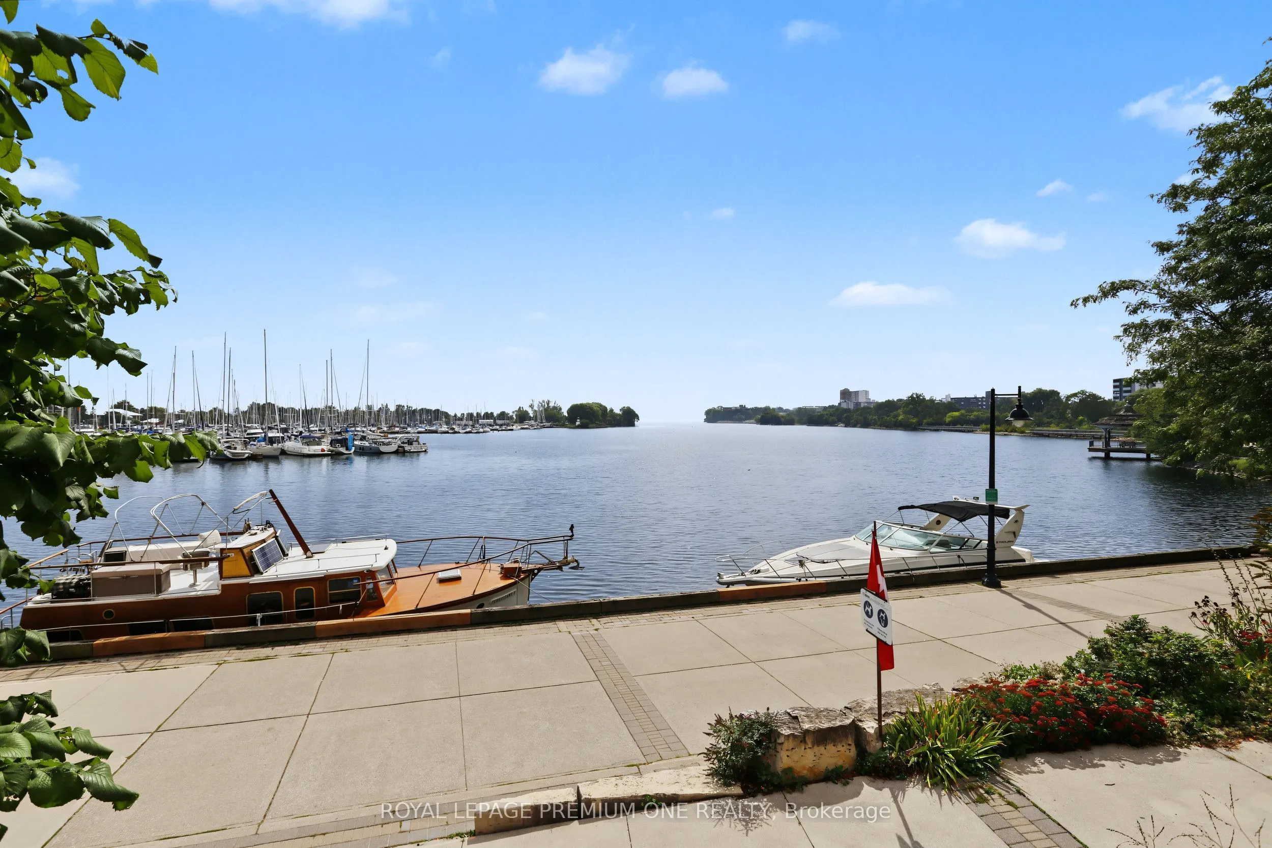 2267 Lake Shore Boulevard #410
