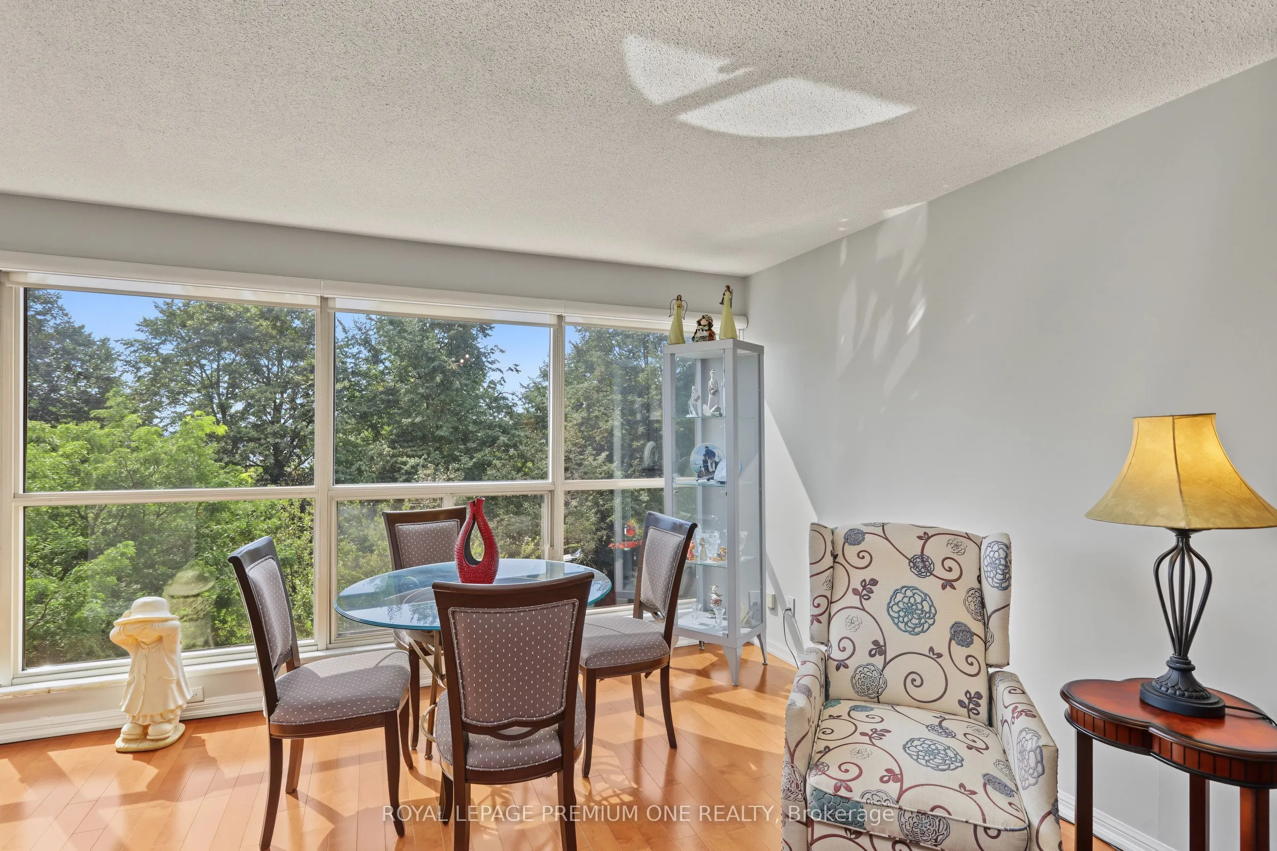 2267 Lake Shore Boulevard #410