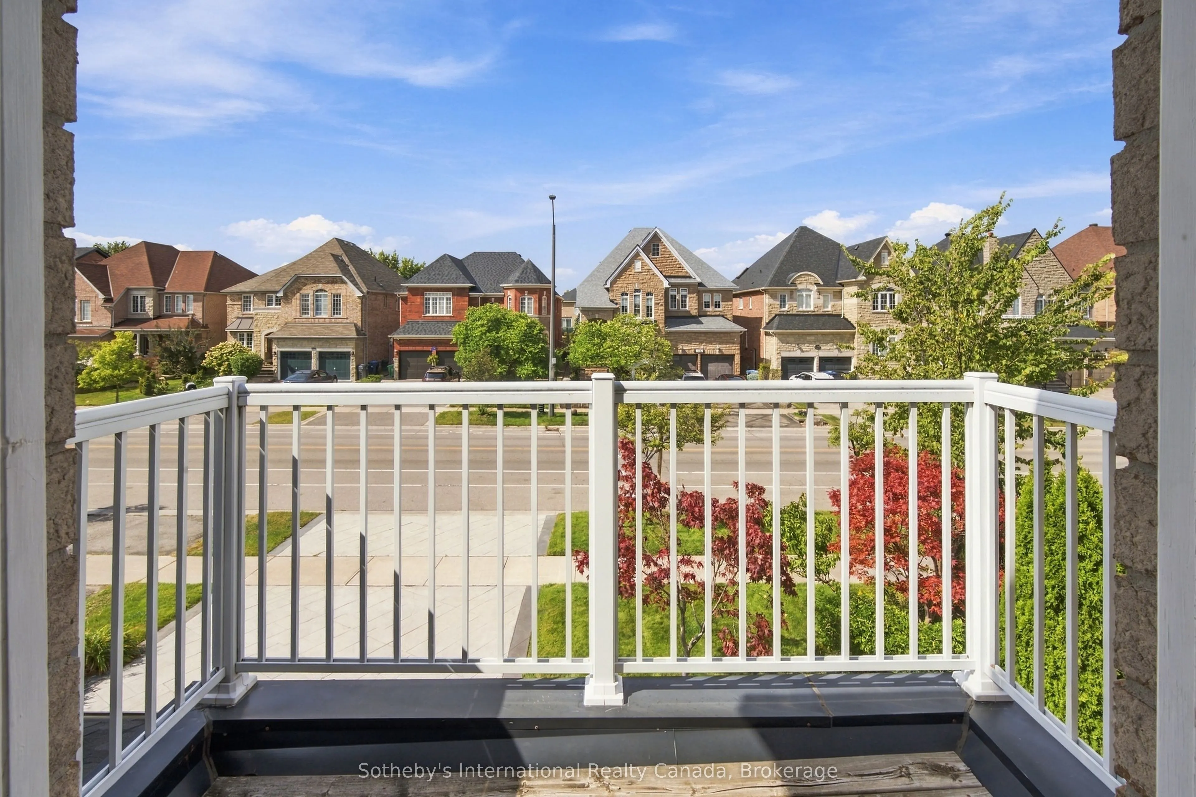 3352 Erin Centre Boulevard