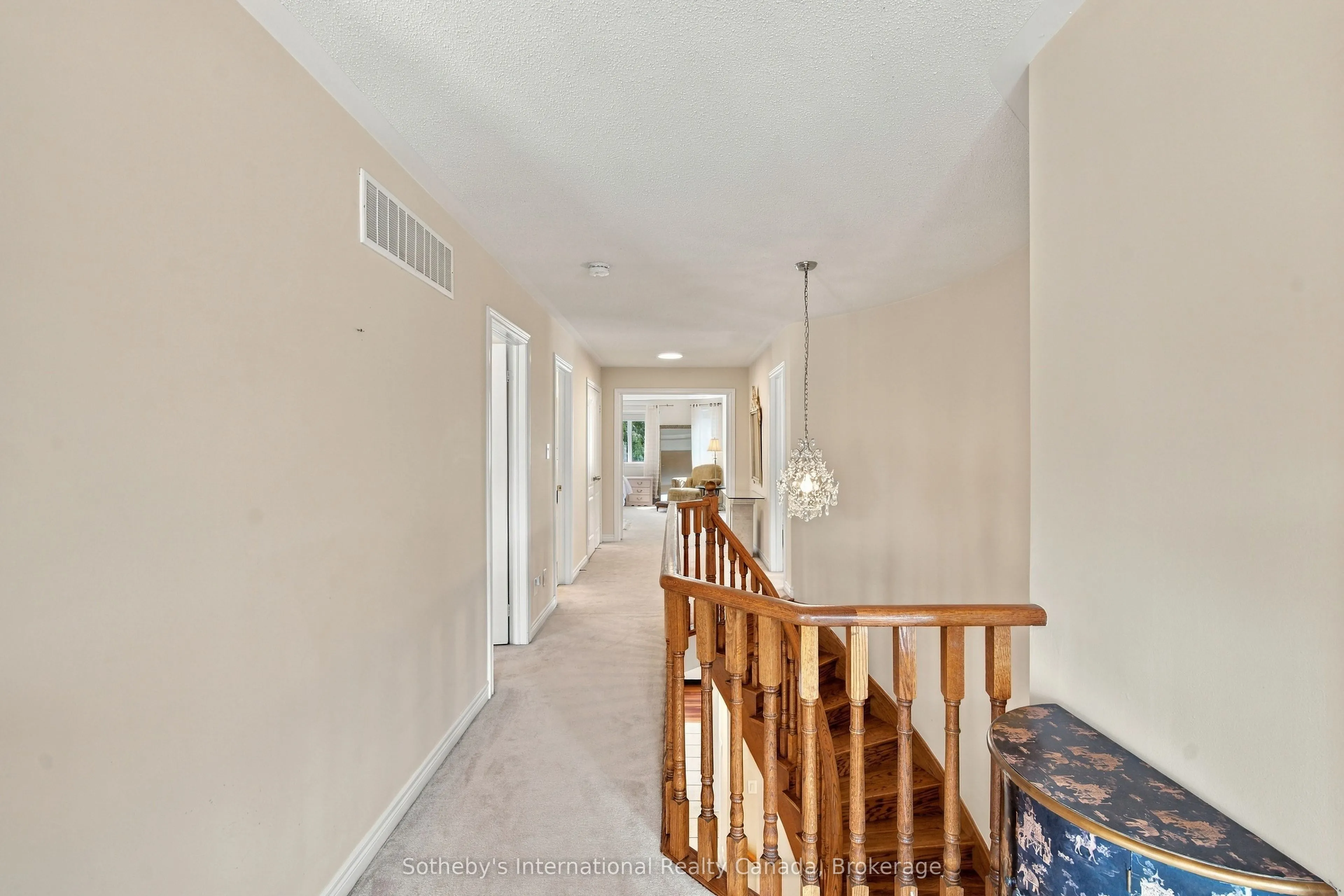 3352 Erin Centre Boulevard