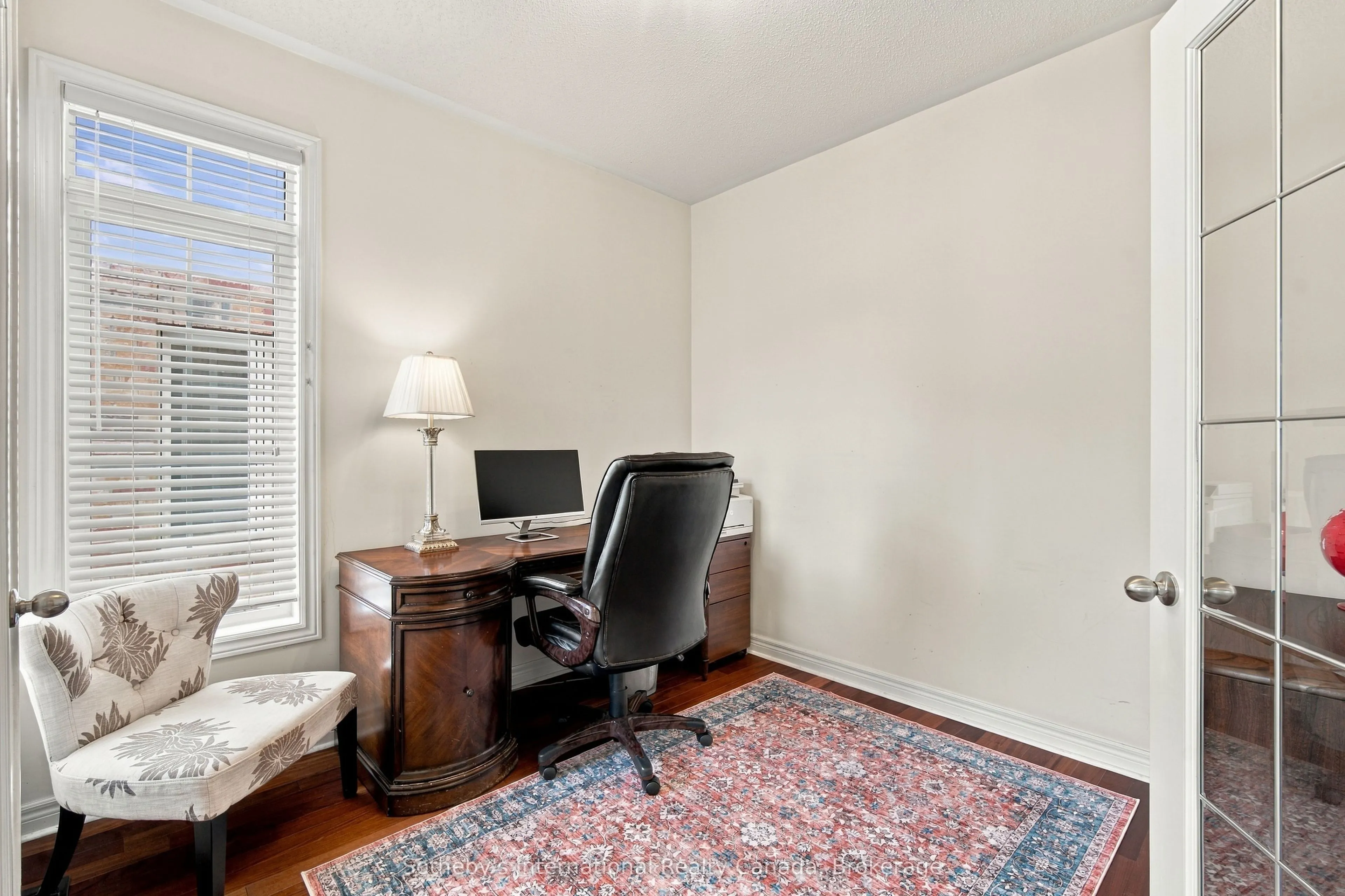 3352 Erin Centre Boulevard