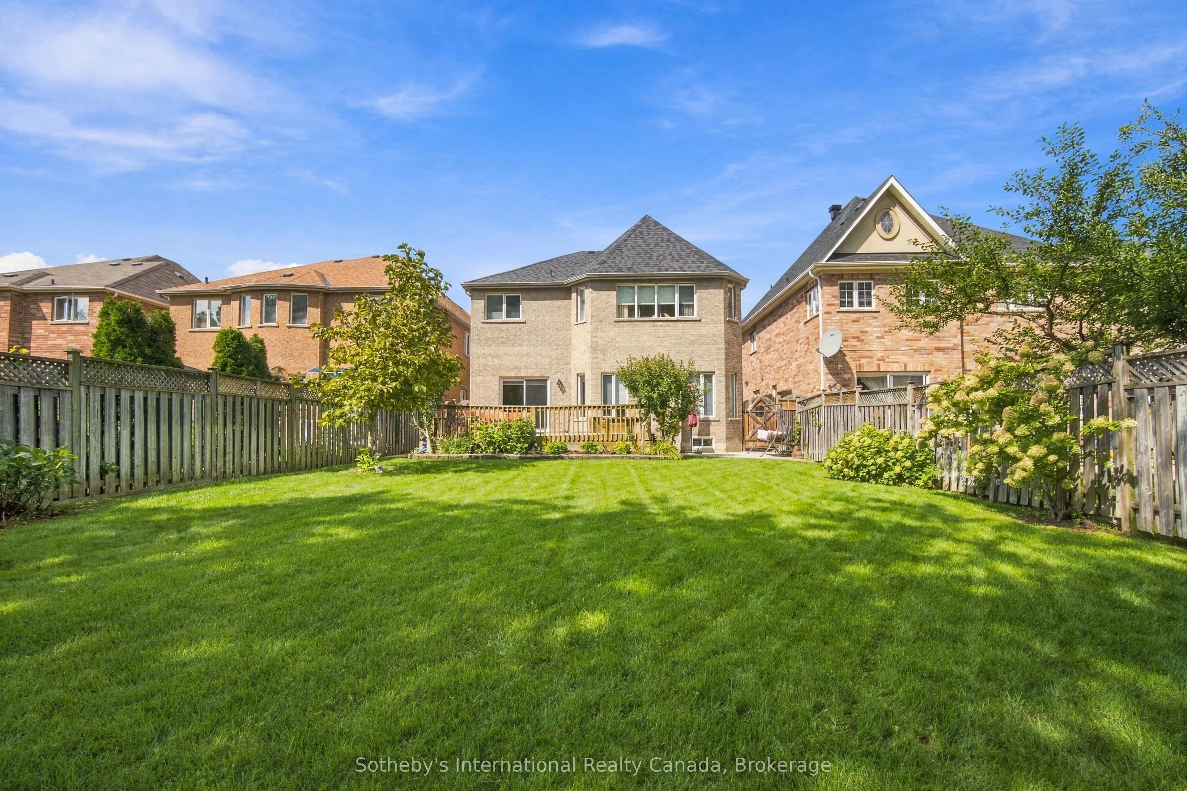 3352 Erin Centre Boulevard