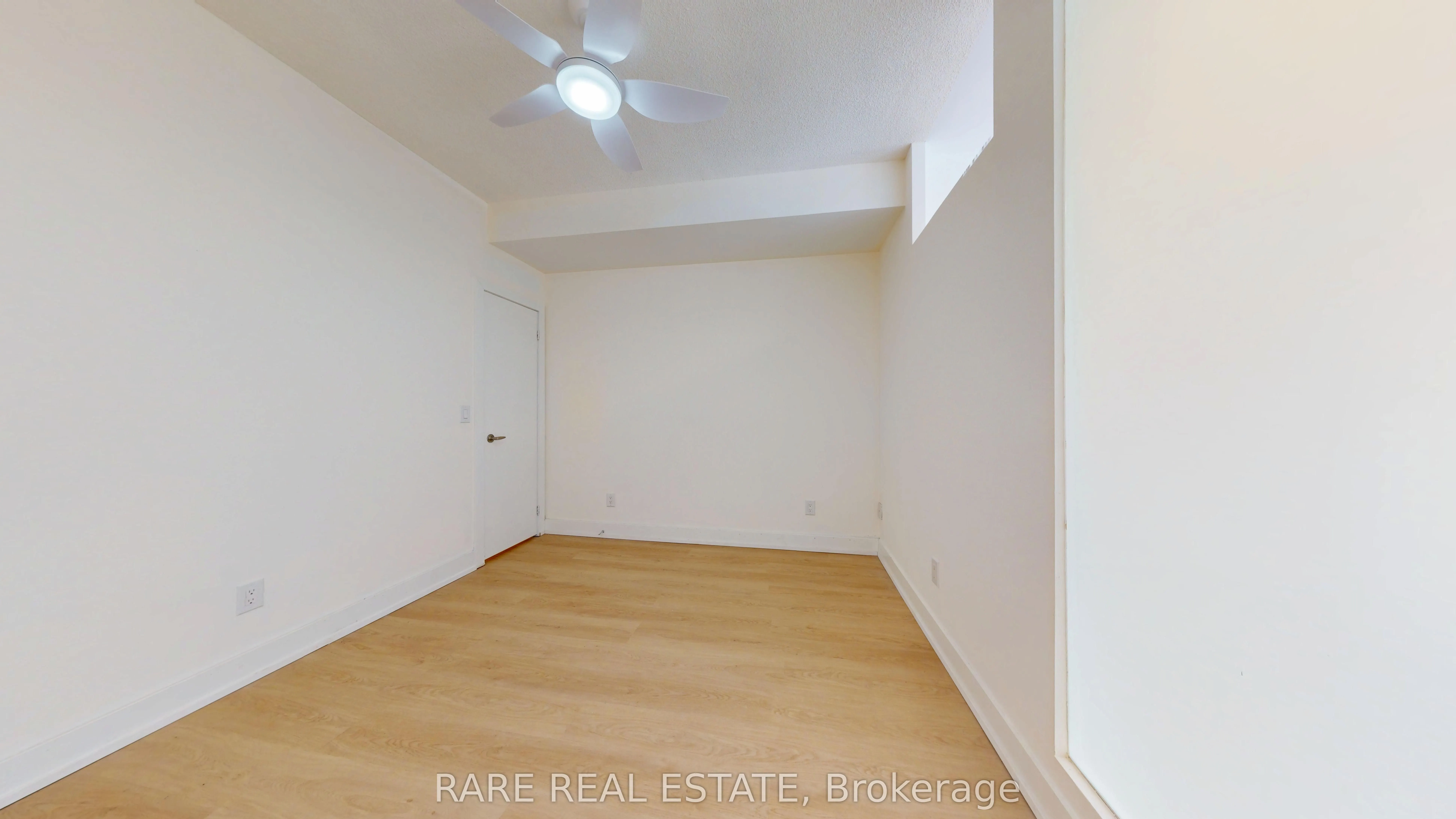 1638 Bloor Street W #607