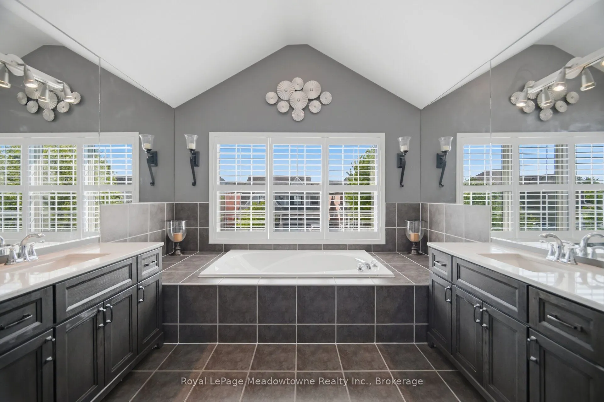 1406 Hearst Boulevard