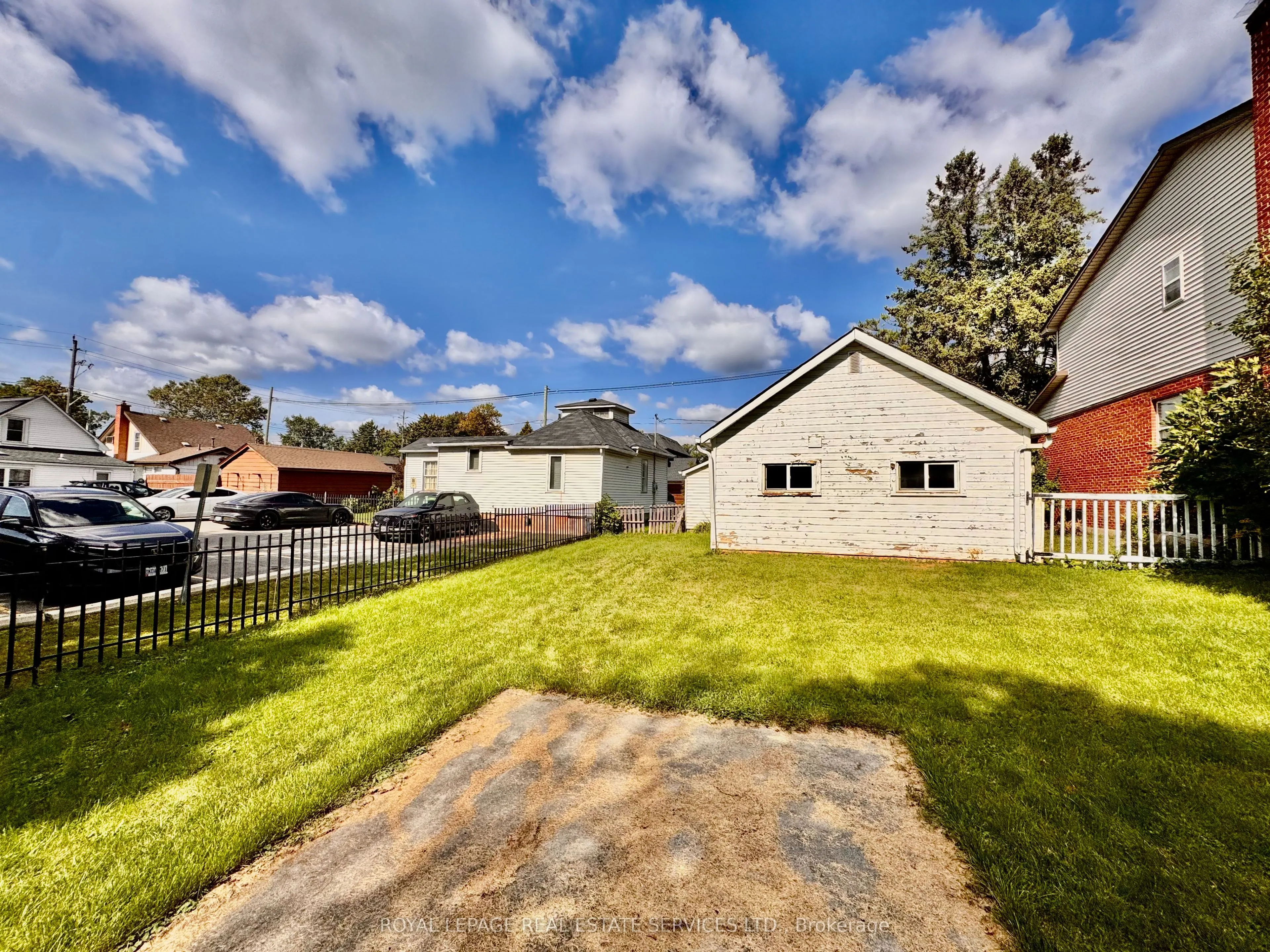 2386 Sovereign Street