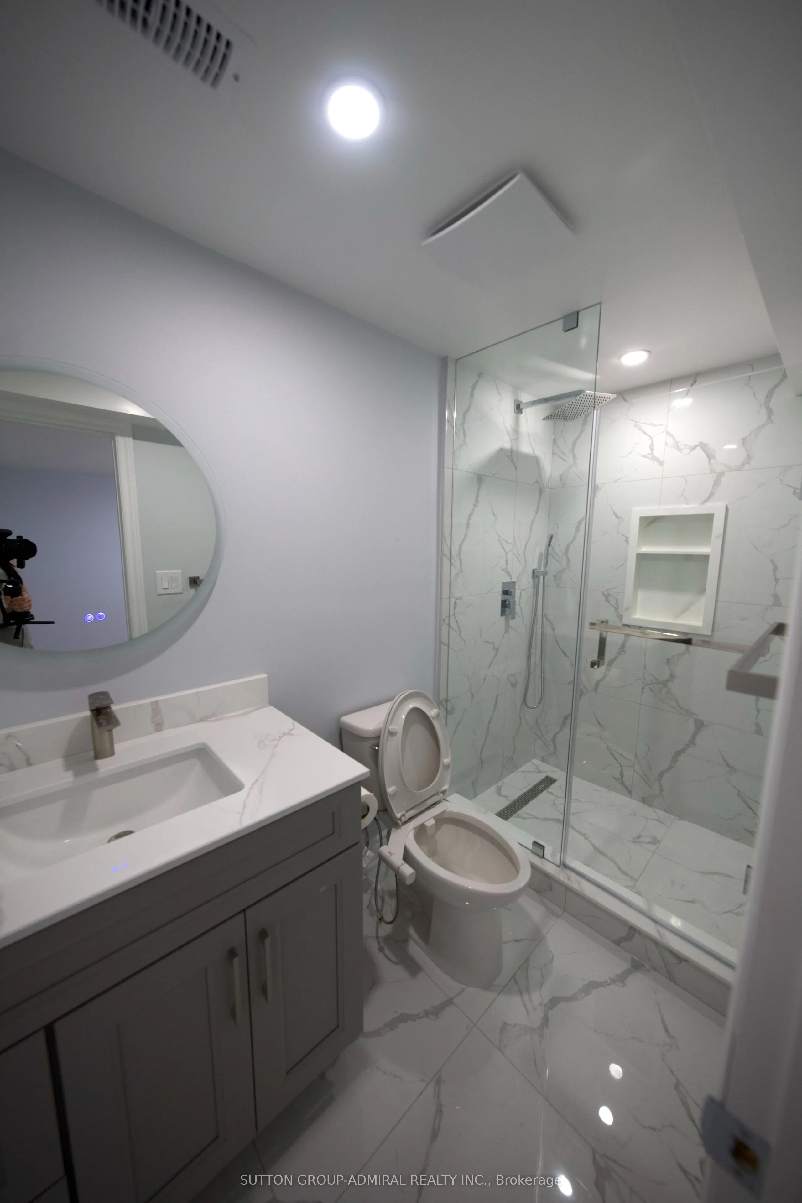 1225 Verhoeven Court #Basement