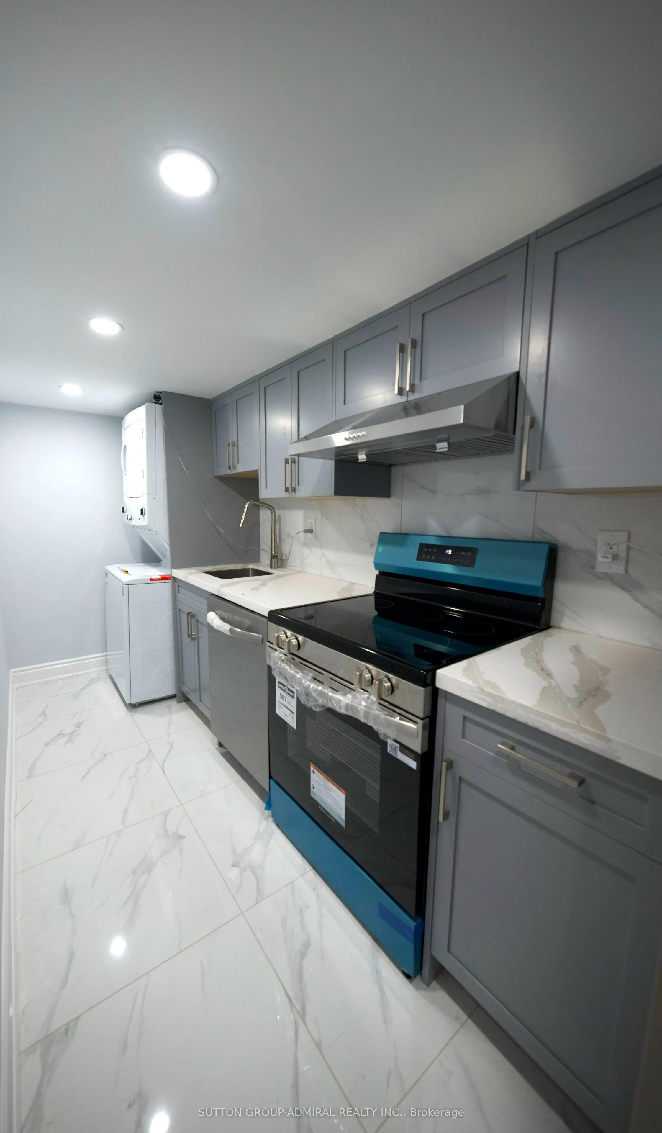1225 Verhoeven Court #Basement
