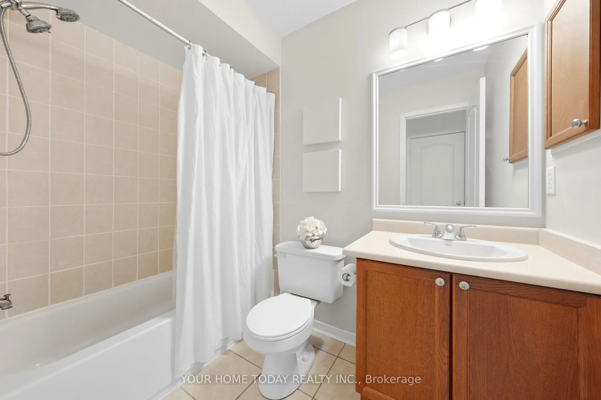 76 Snowberry Crescent