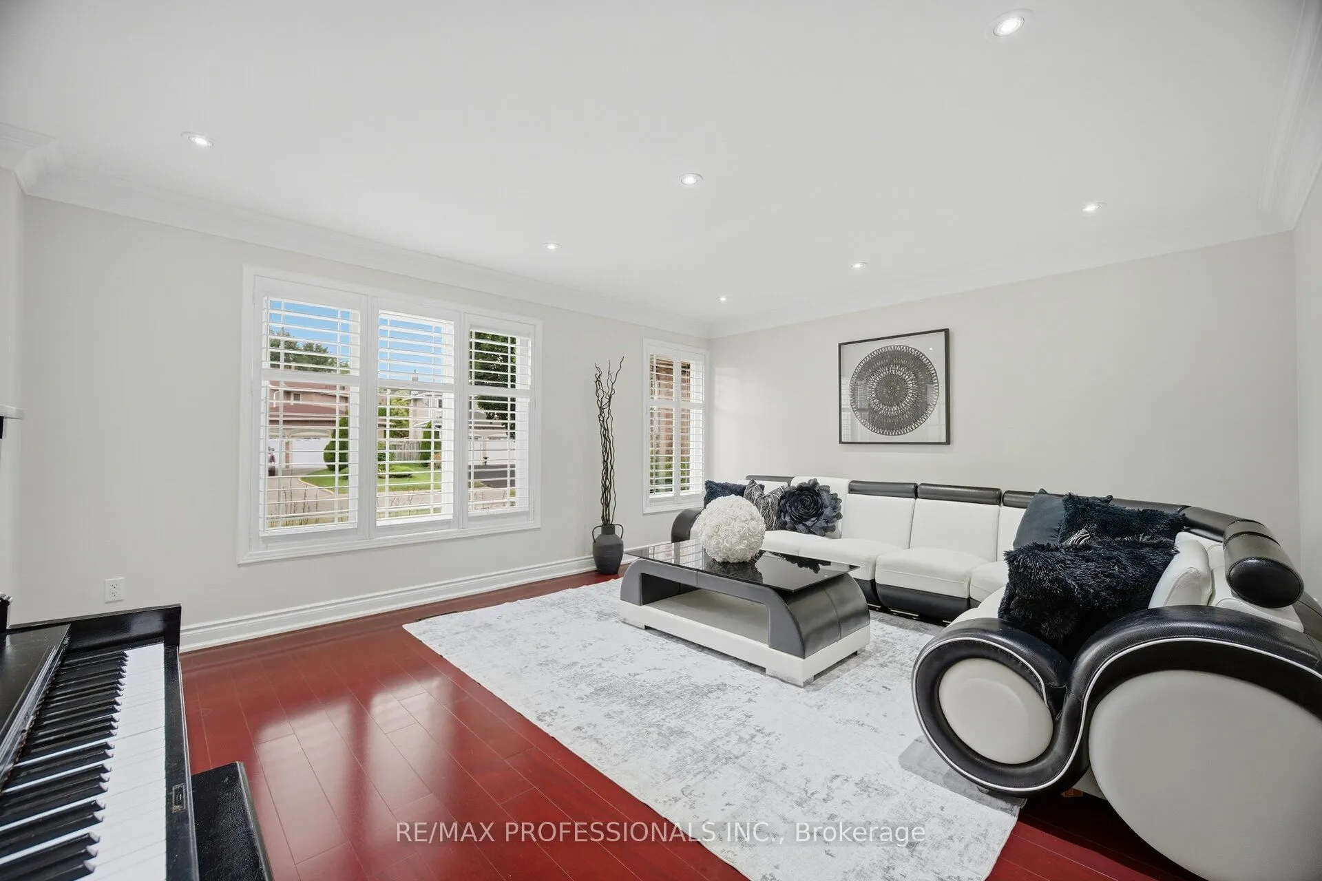 4 McFadden Drive
