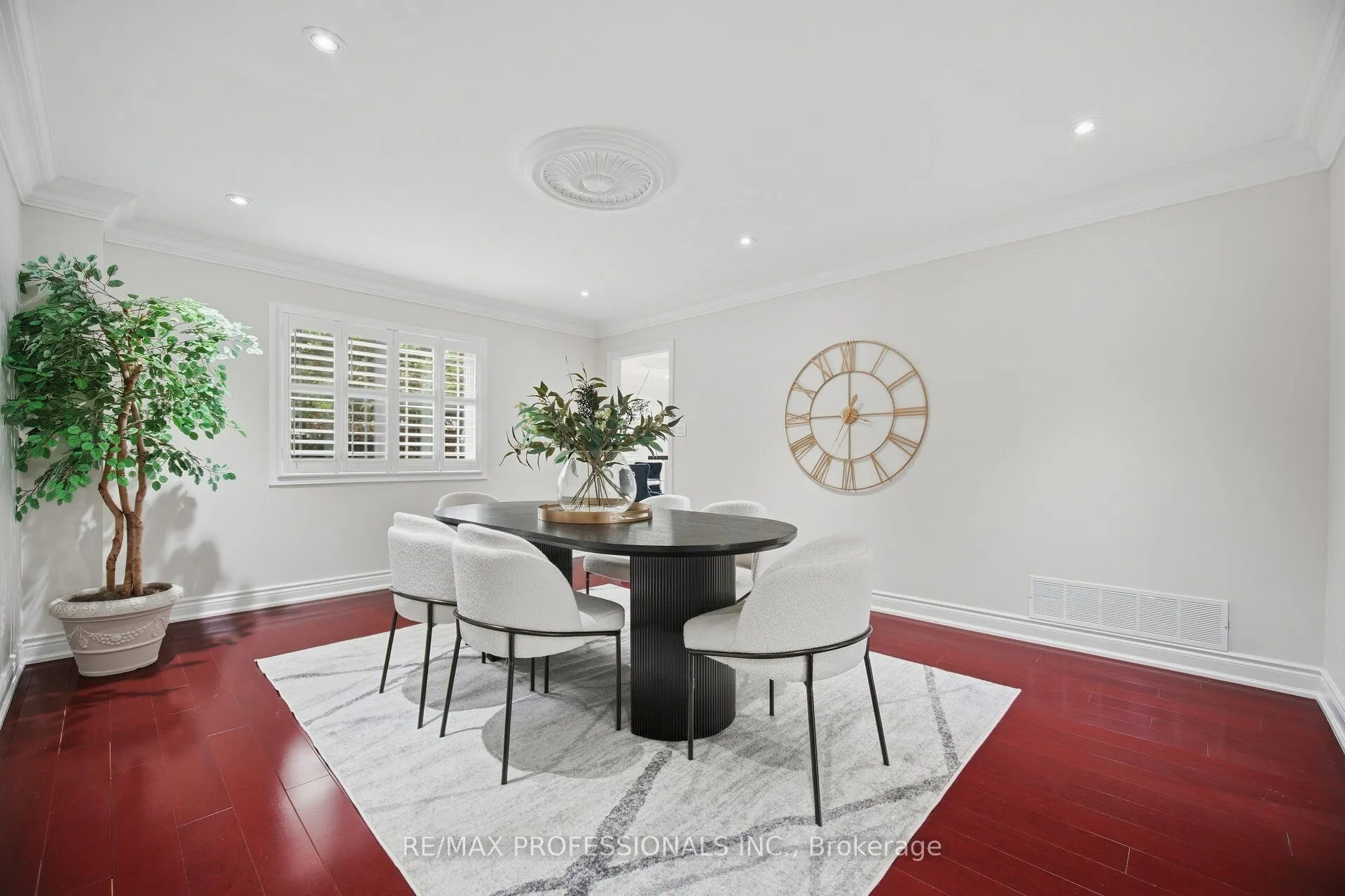 4 McFadden Drive