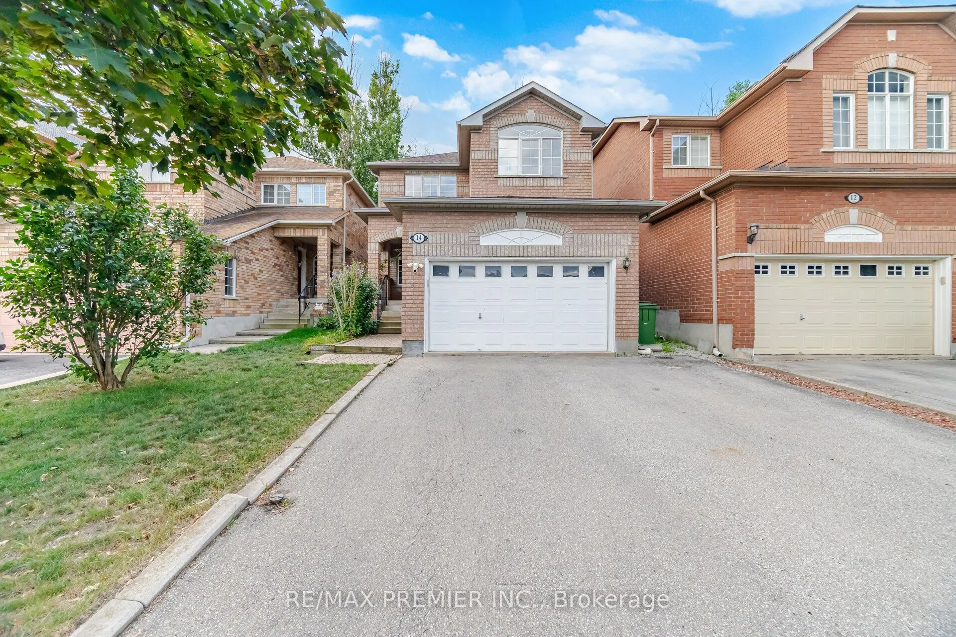 14 Crestridge Drive