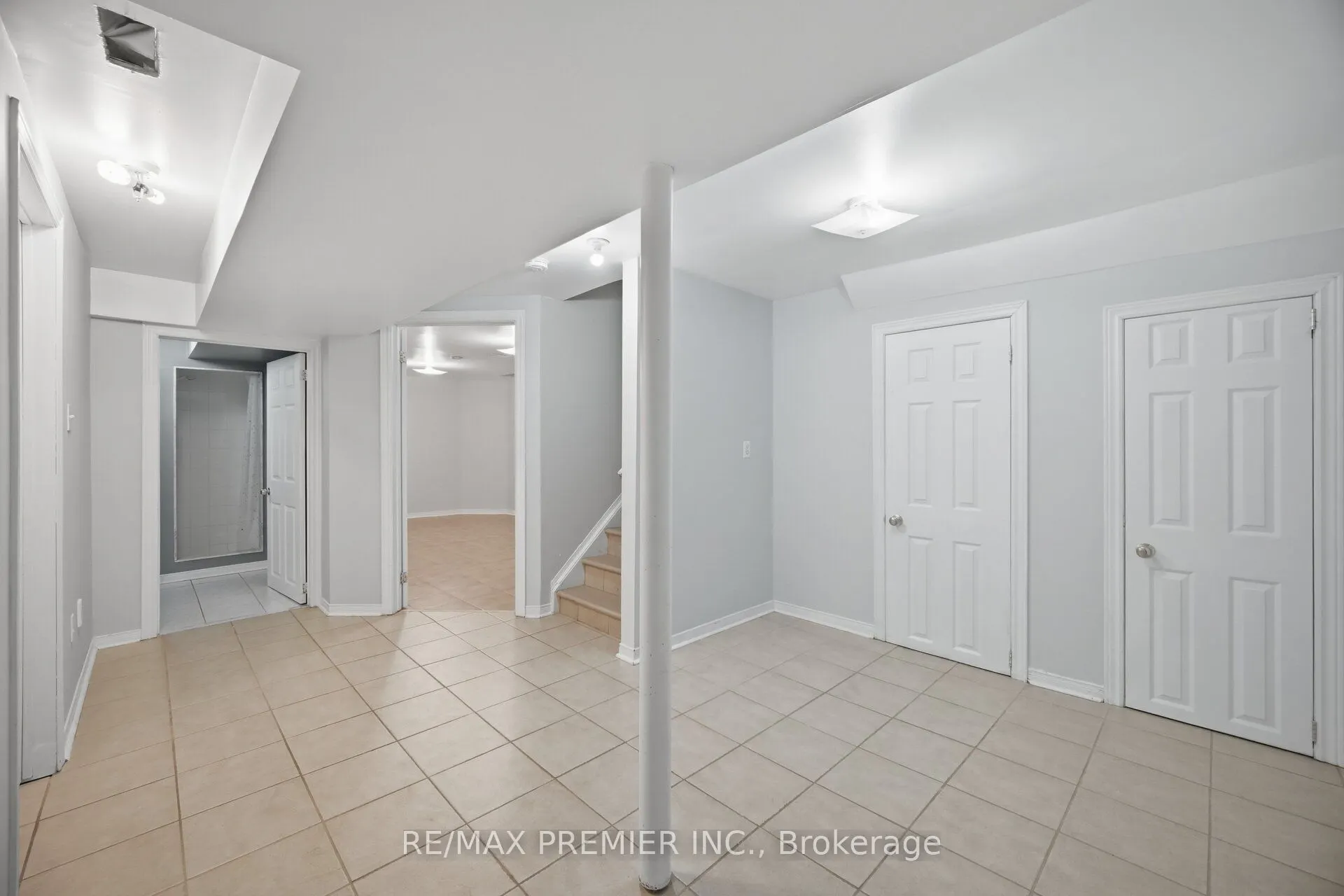 14 Crestridge Drive