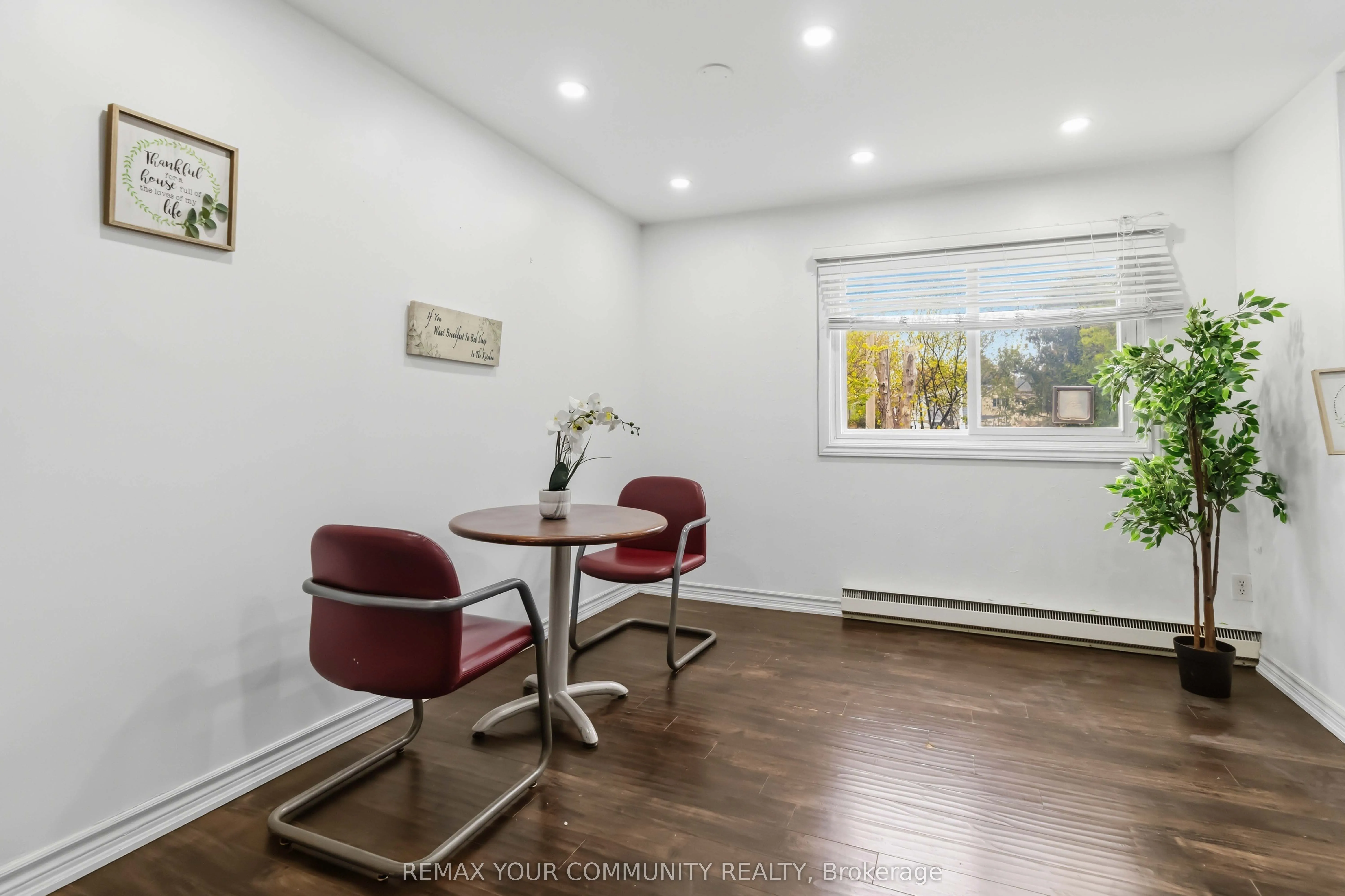 11 Grantbrook Court