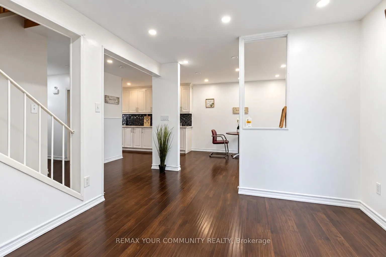 11 Grantbrook Court