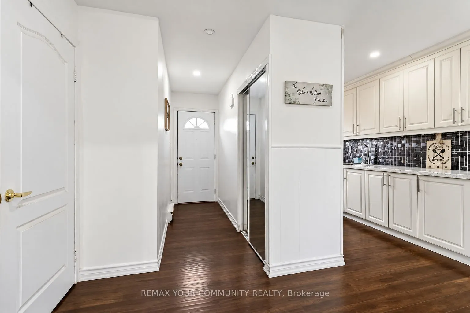 11 Grantbrook Court