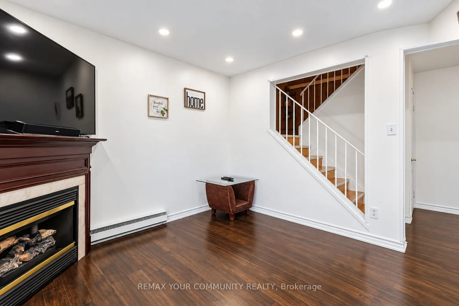 11 Grantbrook Court