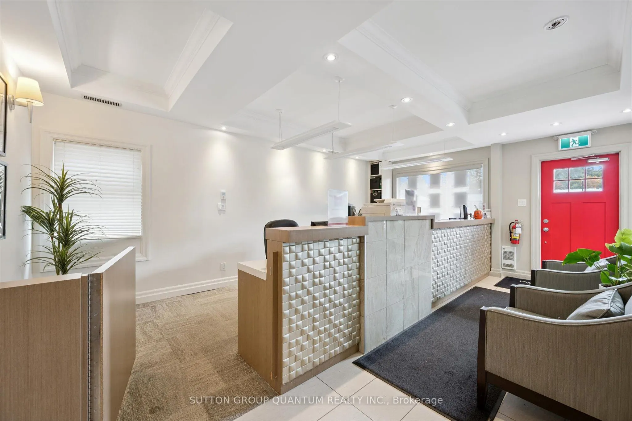 1673 Lakeshore Road W