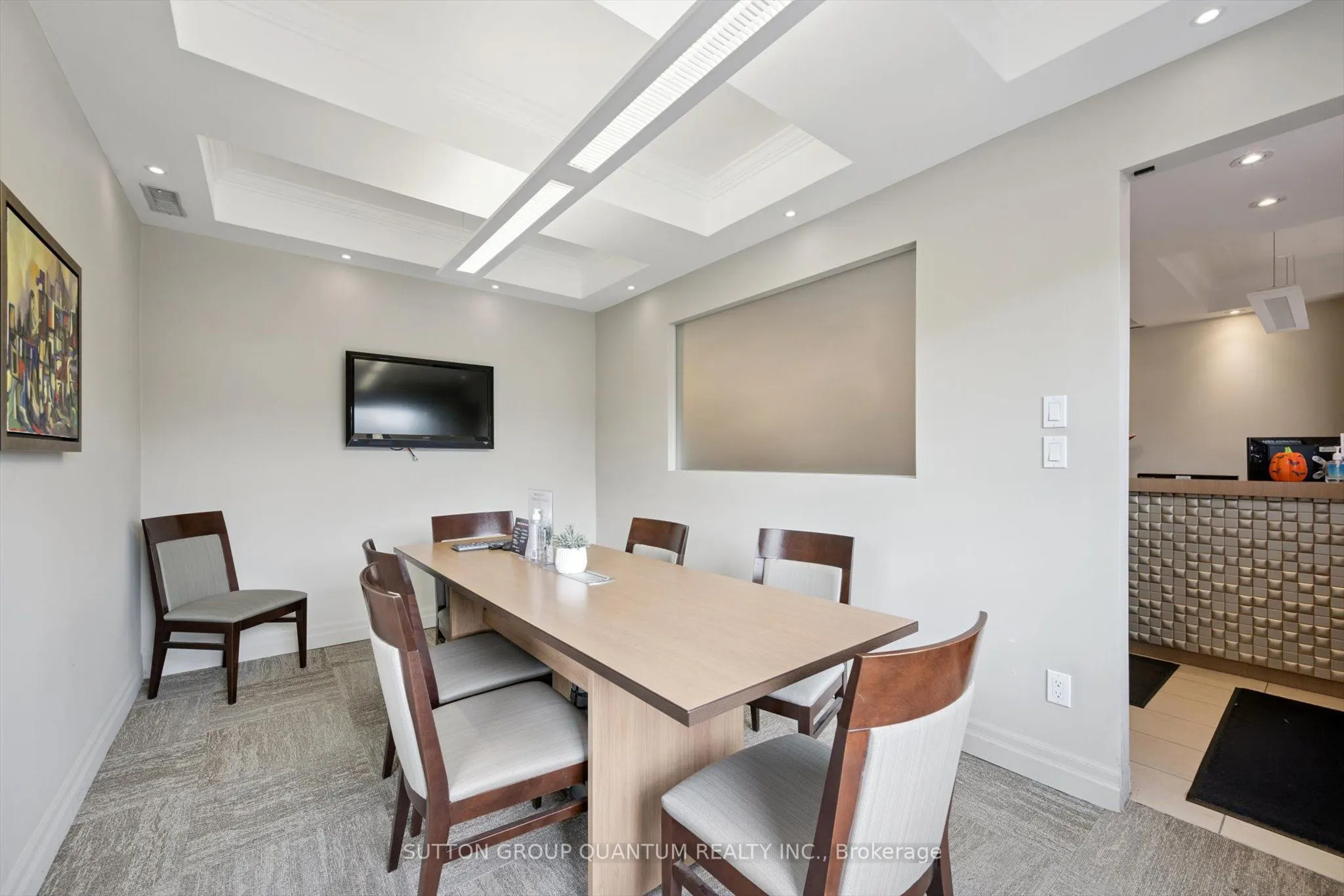 1673 Lakeshore Road W