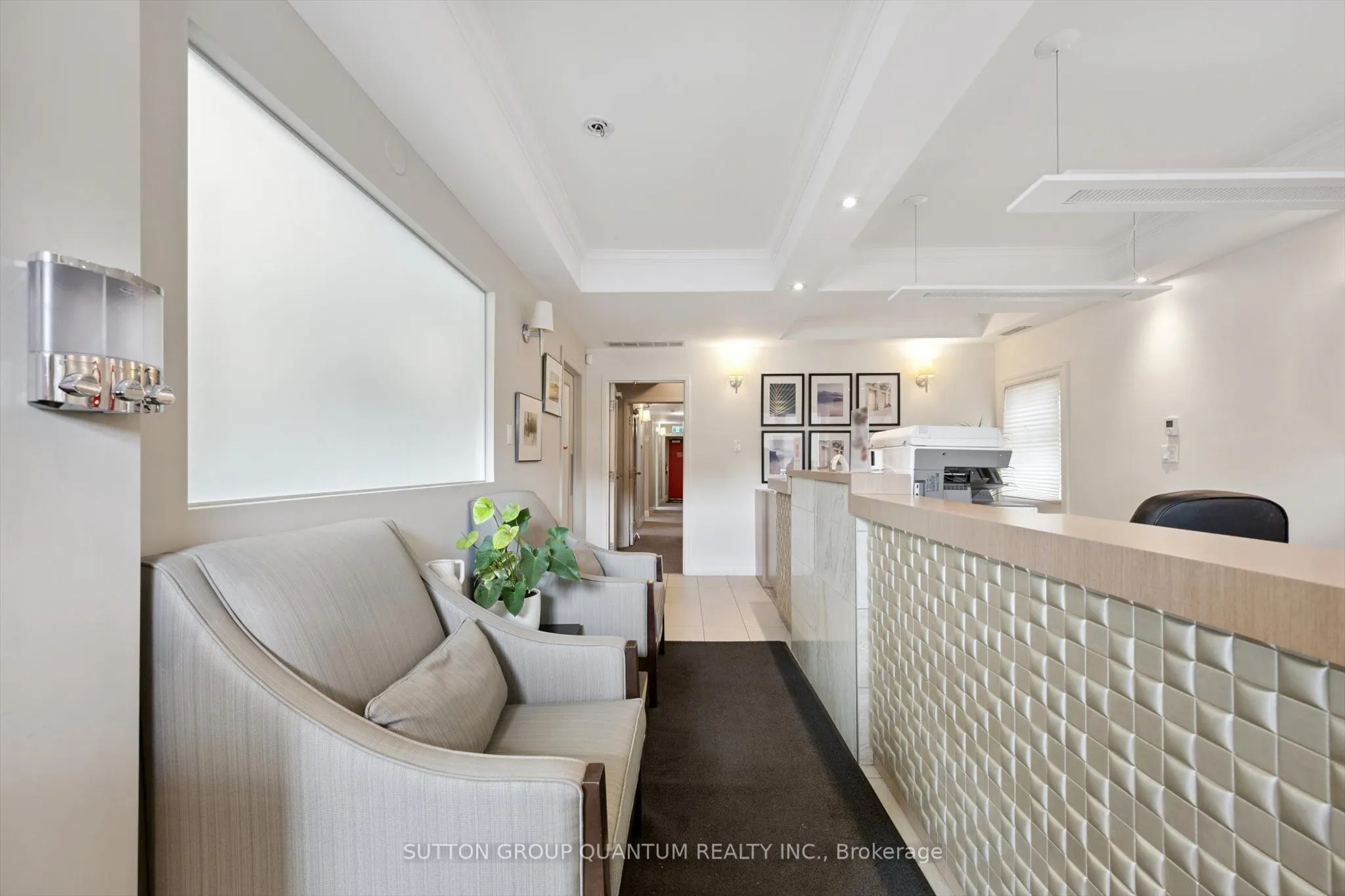 1673 Lakeshore Road W