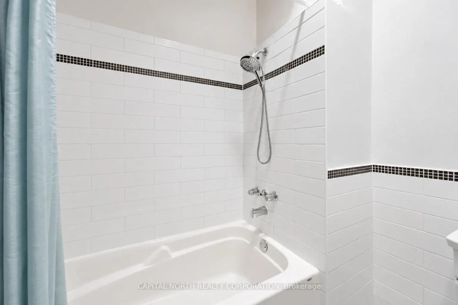 2854 Dundas Street W #3