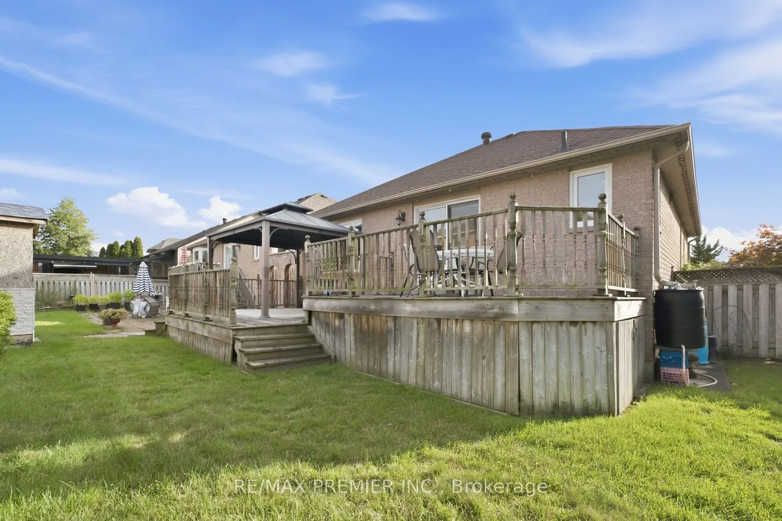 9 Sant Farm Drive