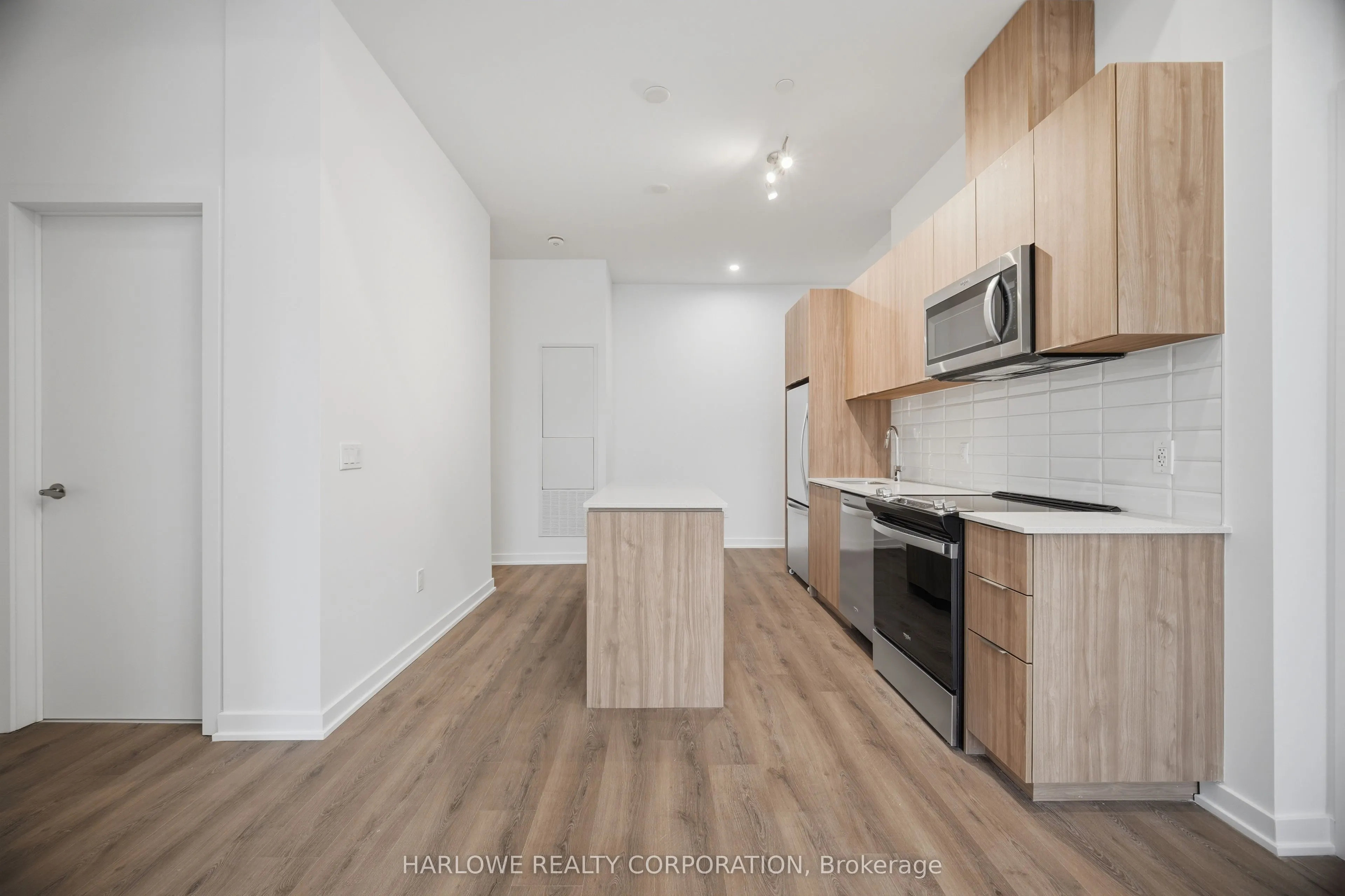 770 Whitlock Avenue #109