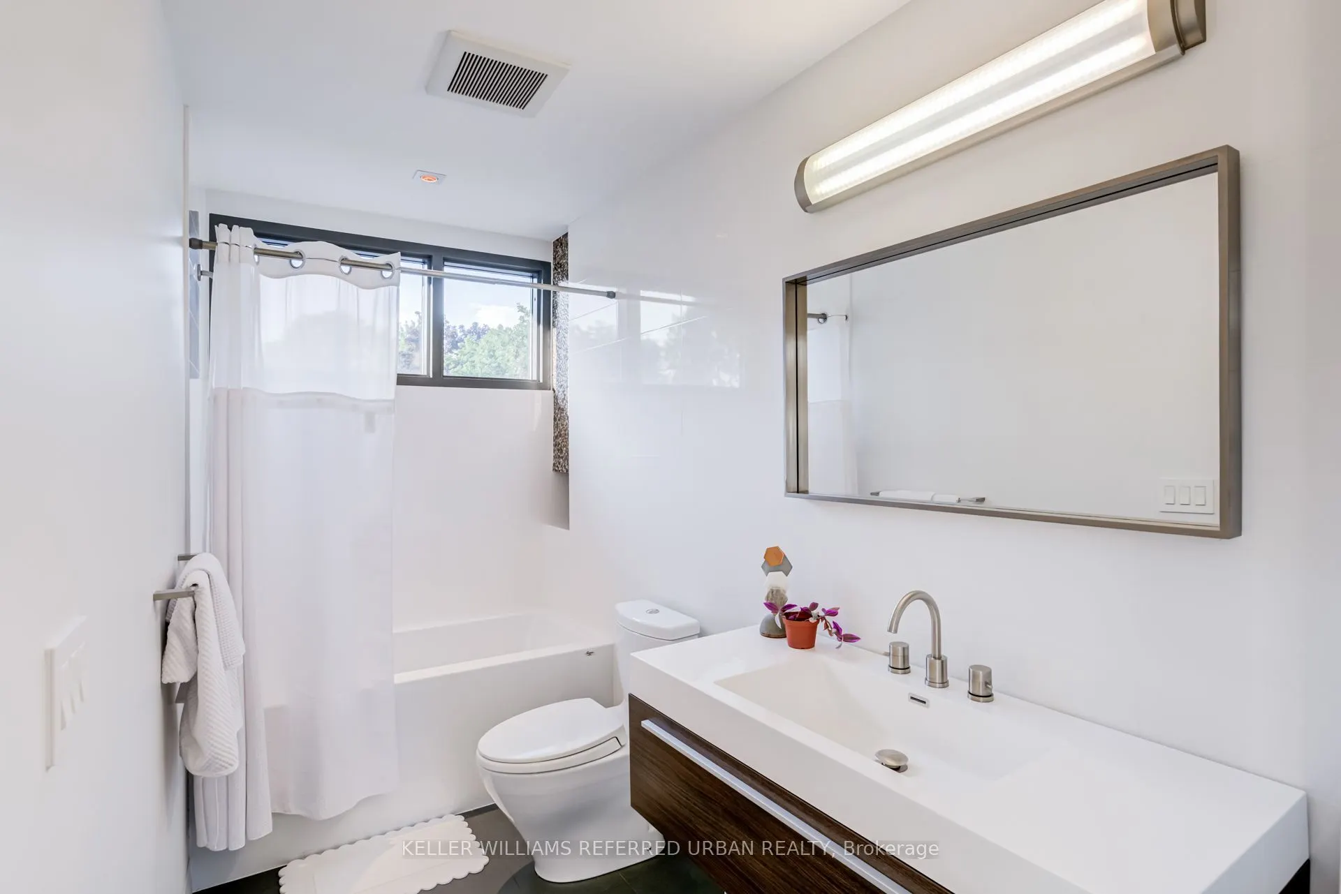 28 Beaucourt Road