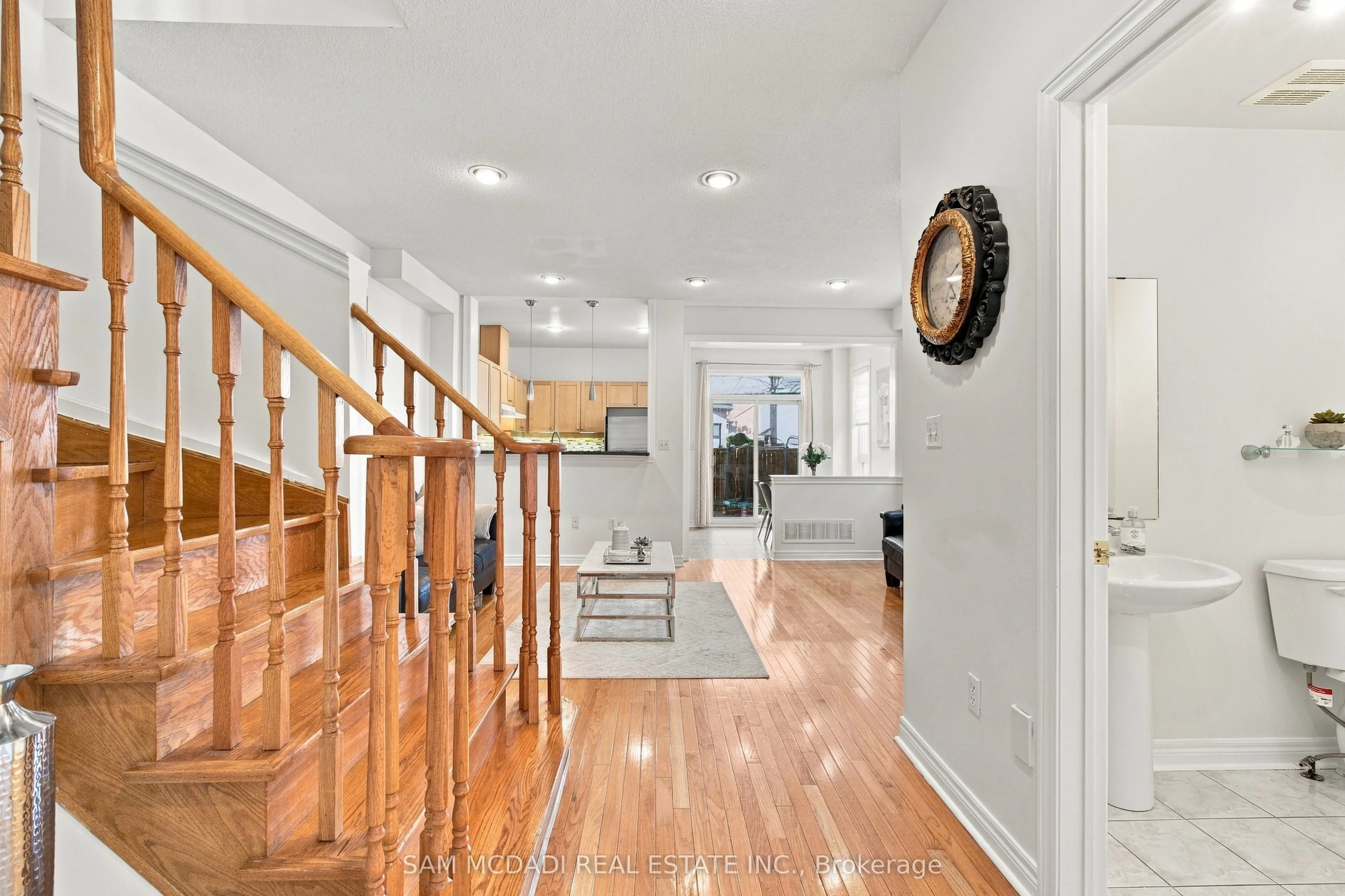 7331 Cork Tree Row