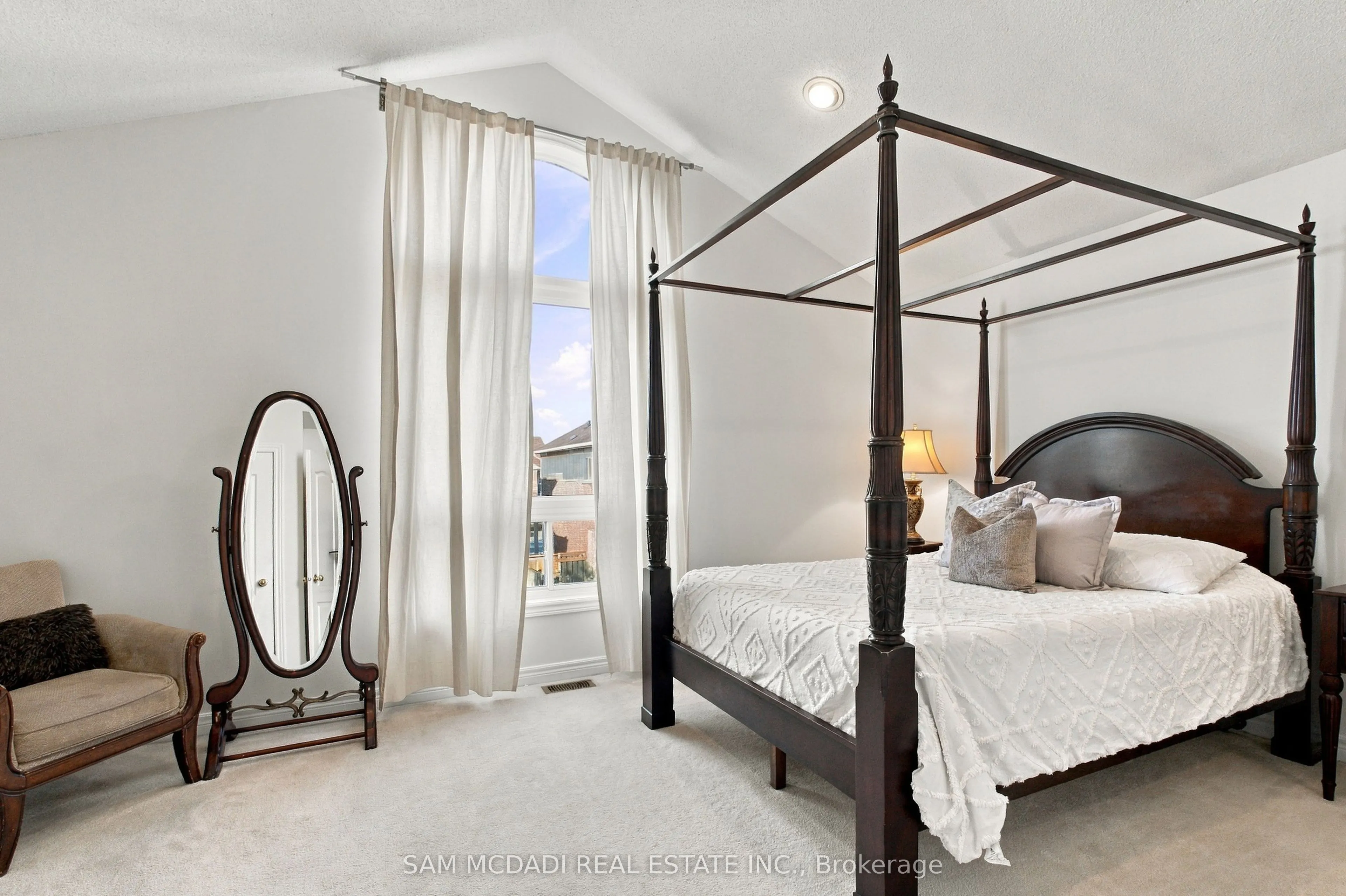 7331 Cork Tree Row