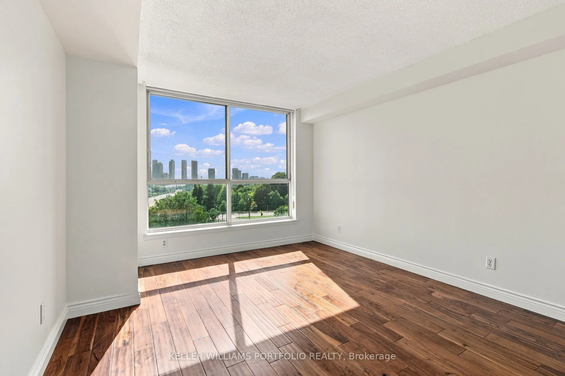 22 Southport Street #940