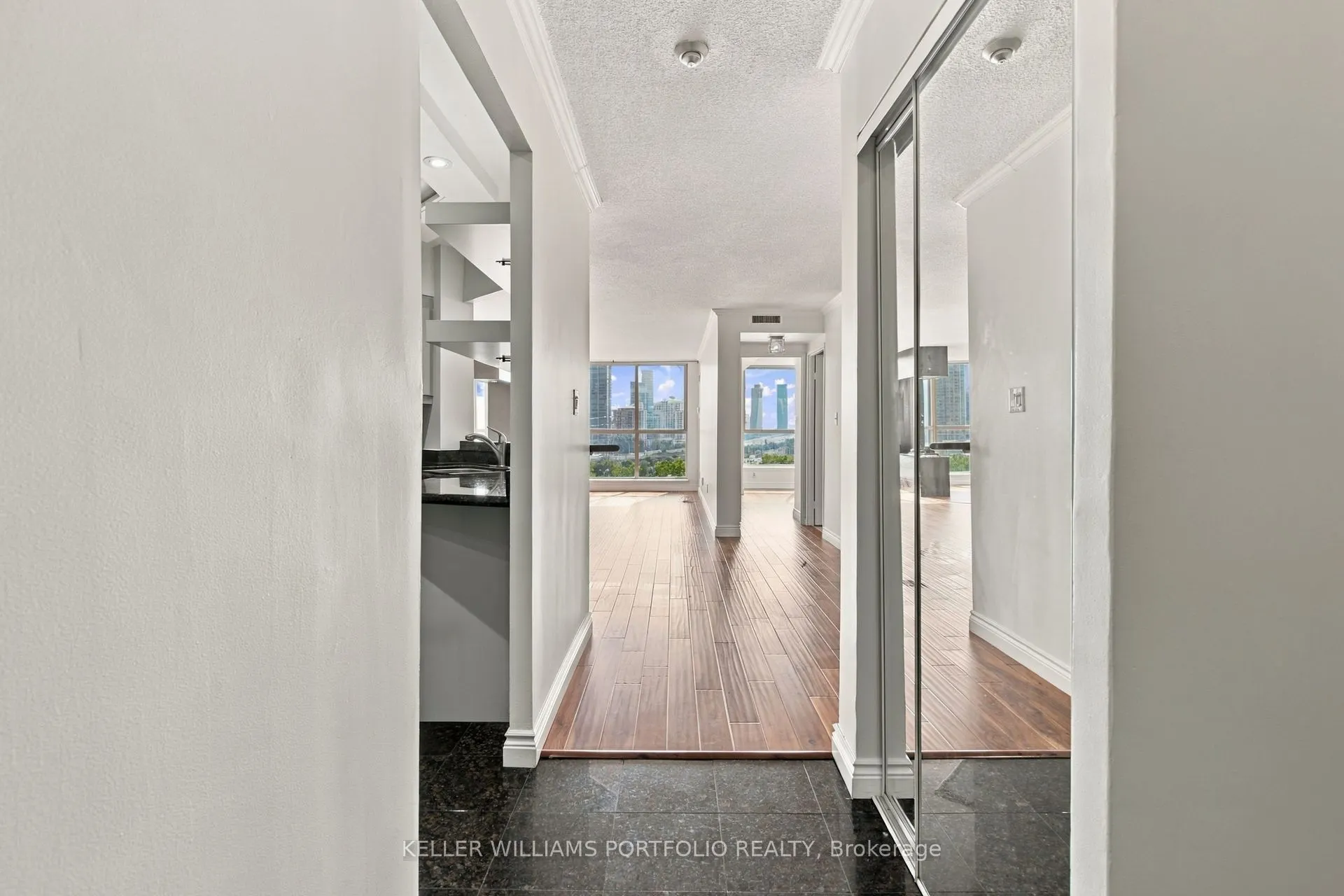 22 Southport Street #940
