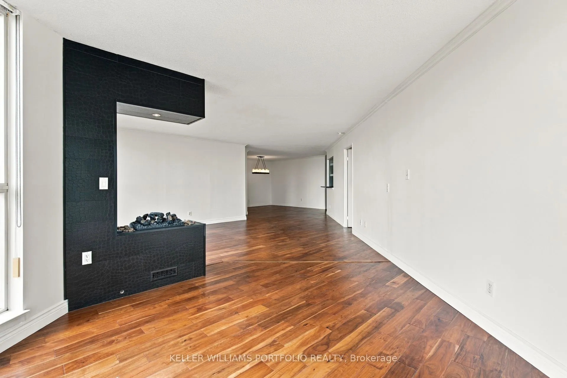 22 Southport Street #940