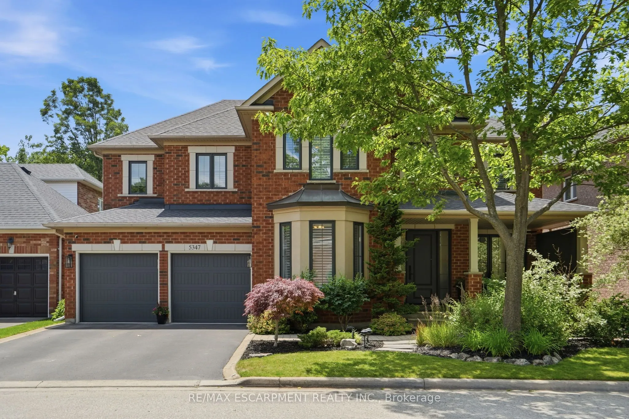 5347 Jameson Crescent
