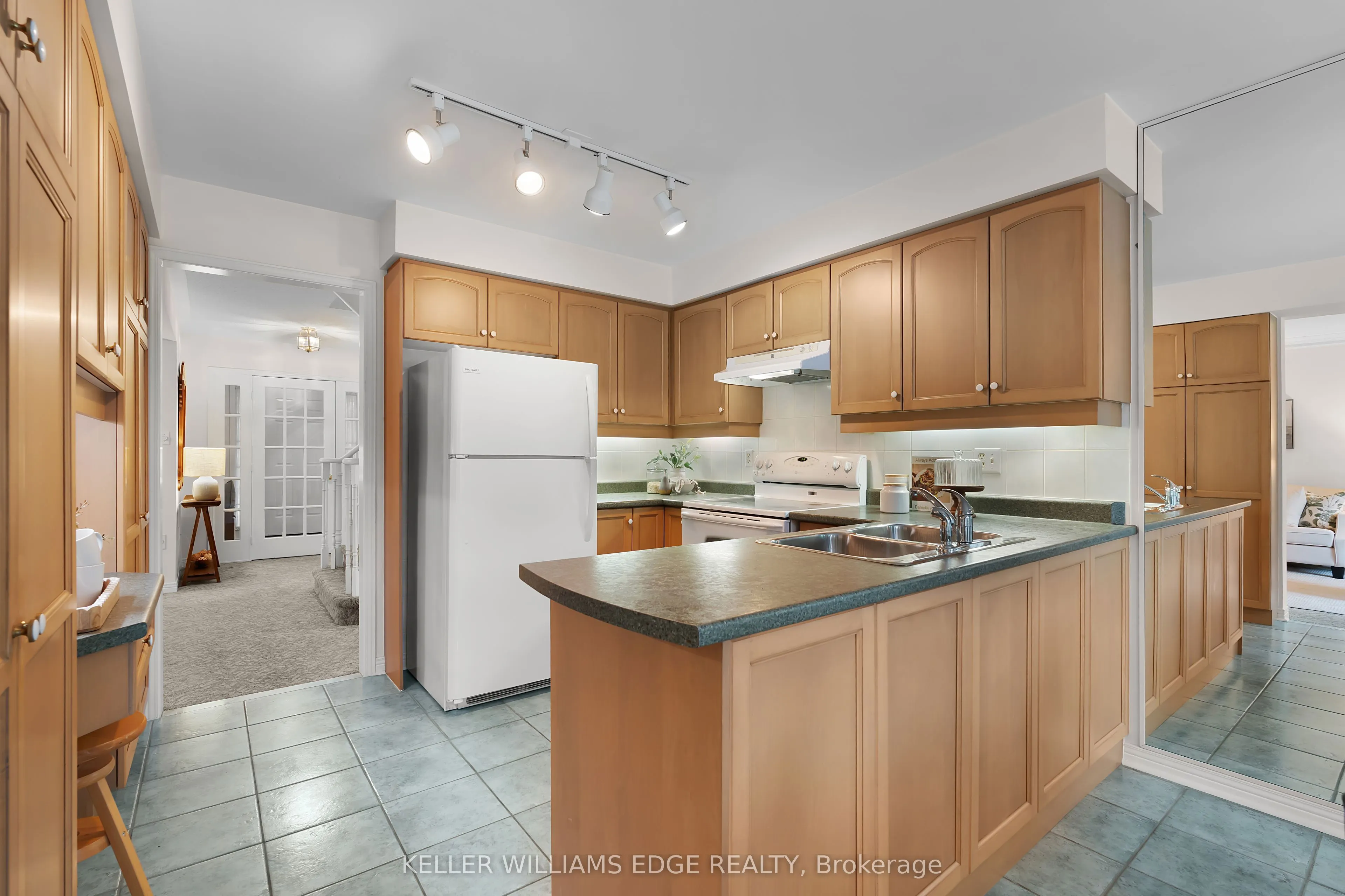 2175 Country Club Drive #2