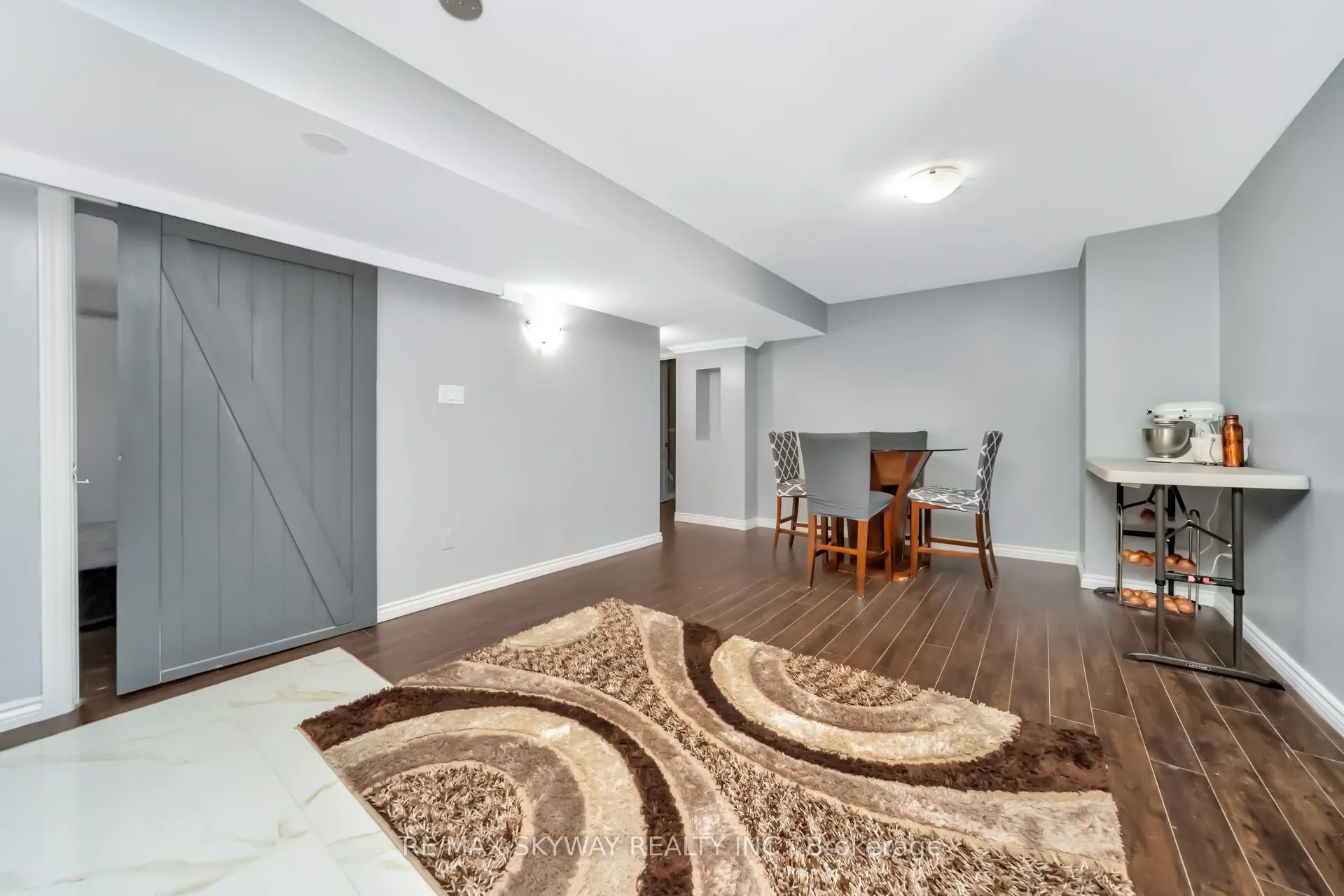 51 Learmont Avenue