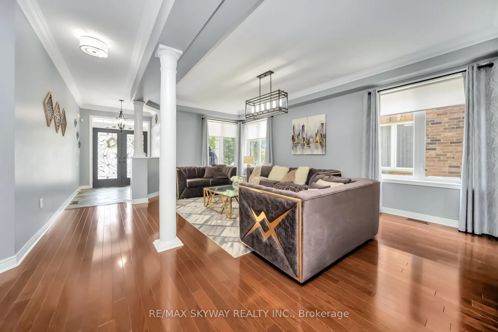 51 Learmont Avenue