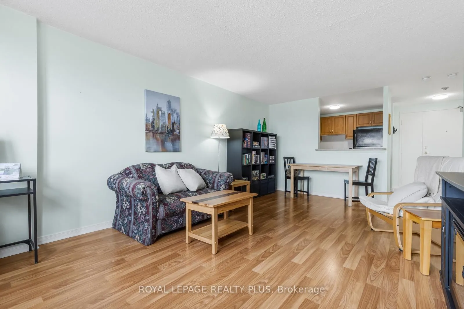 6720 Glen Erin Drive #1012