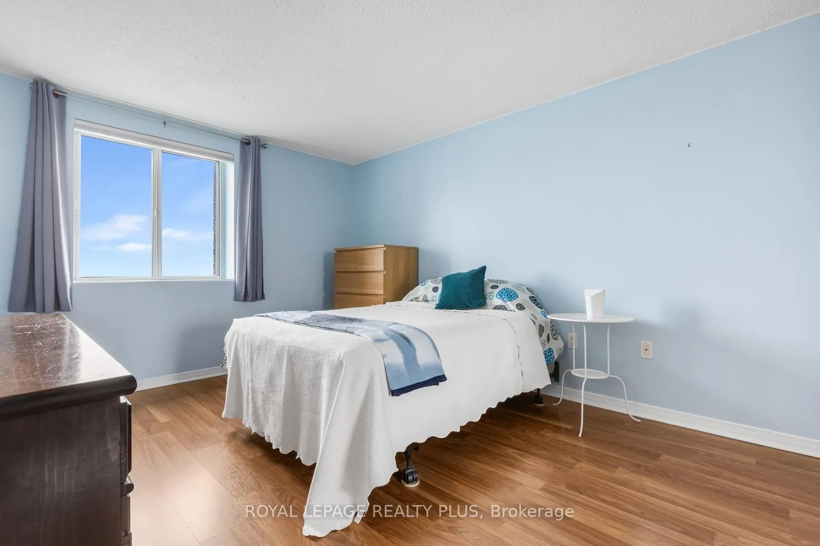 6720 Glen Erin Drive #1012