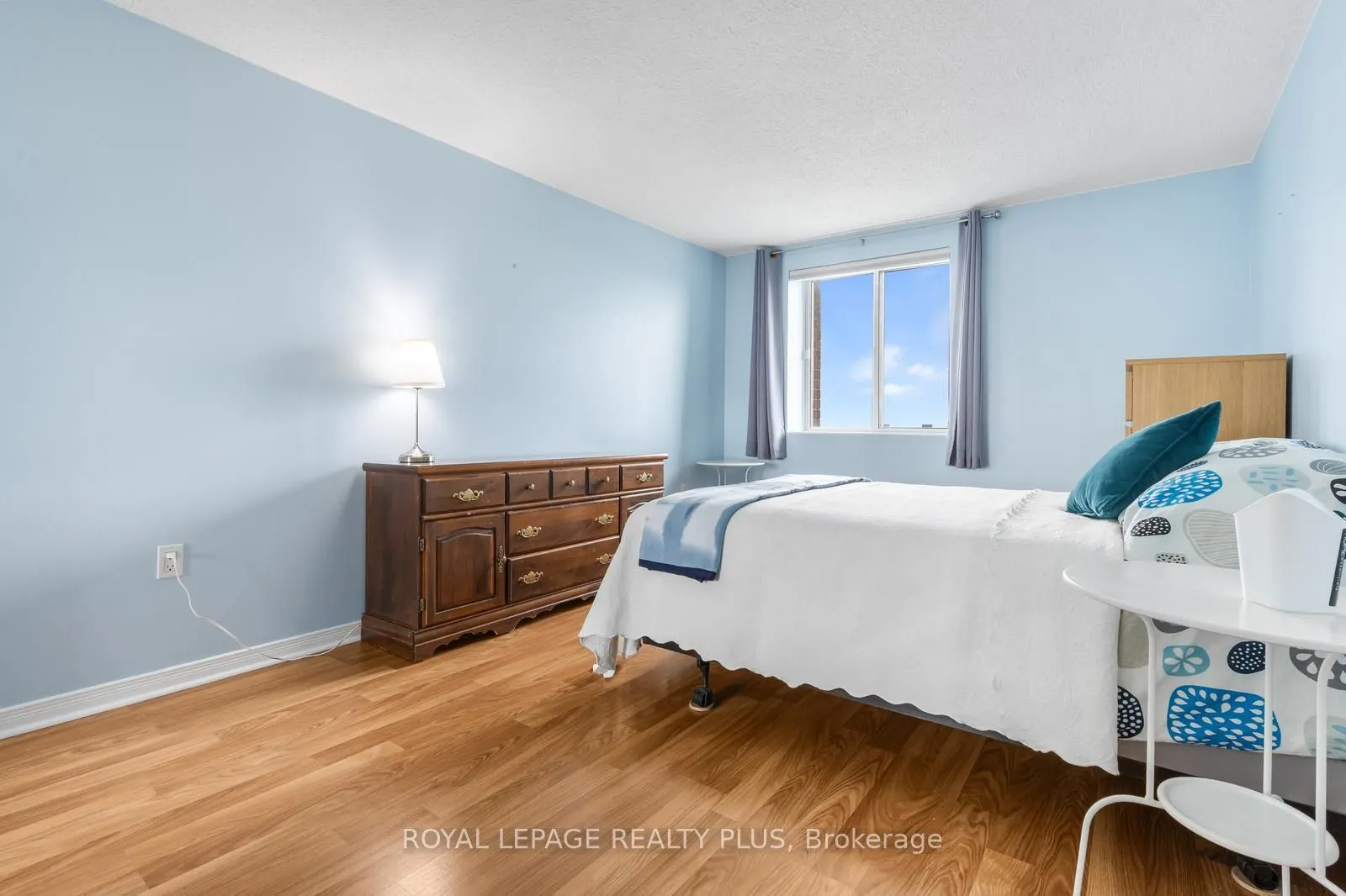 6720 Glen Erin Drive #1012