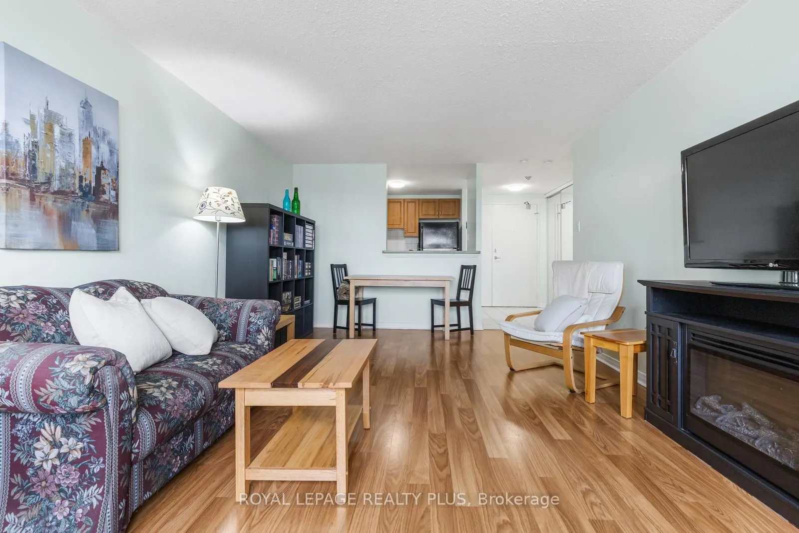 6720 Glen Erin Drive #1012