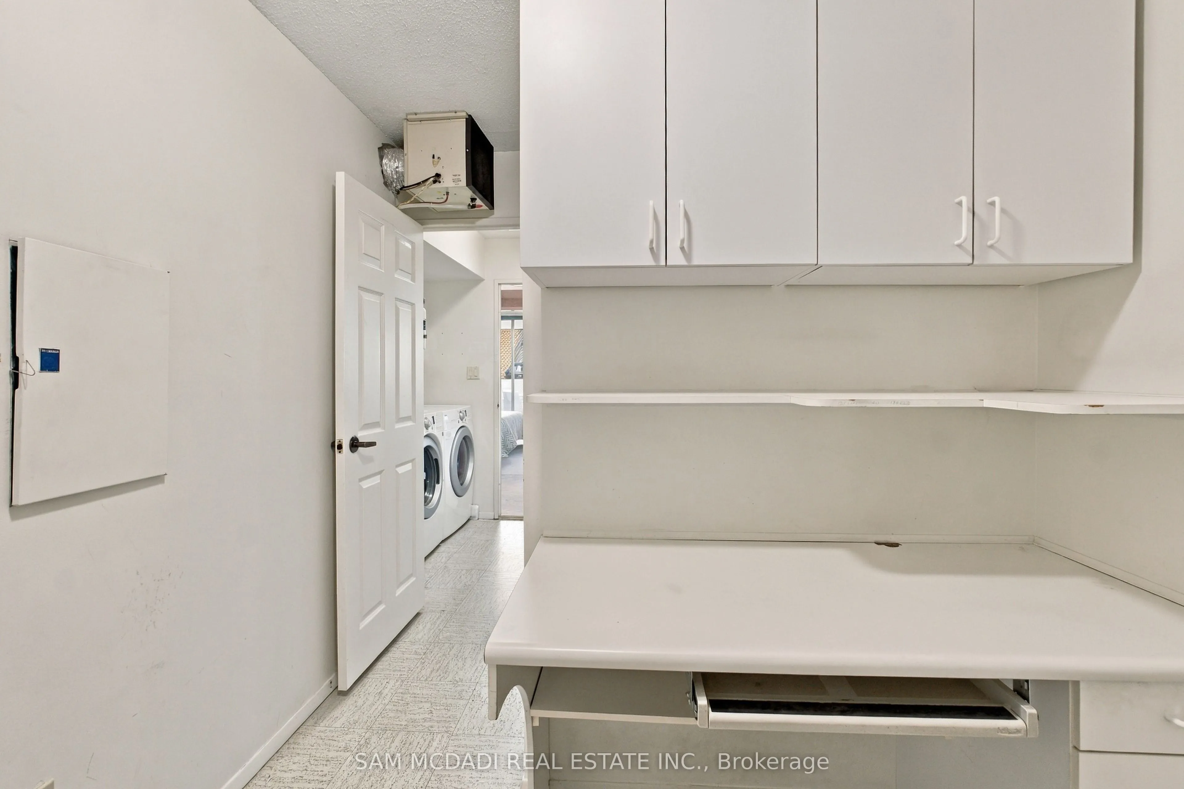 2000 Islington Avenue #2009