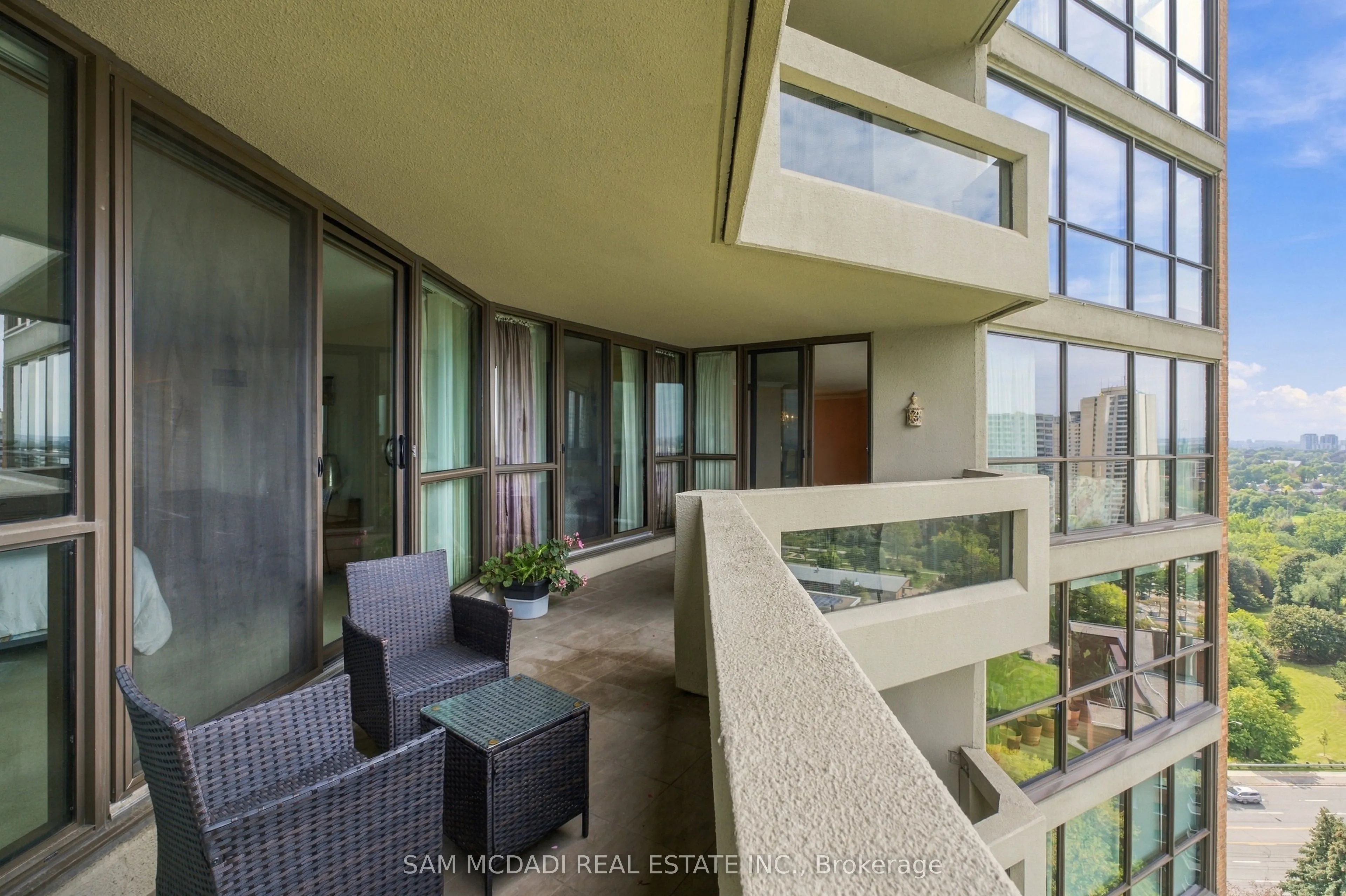 2000 Islington Avenue #2009