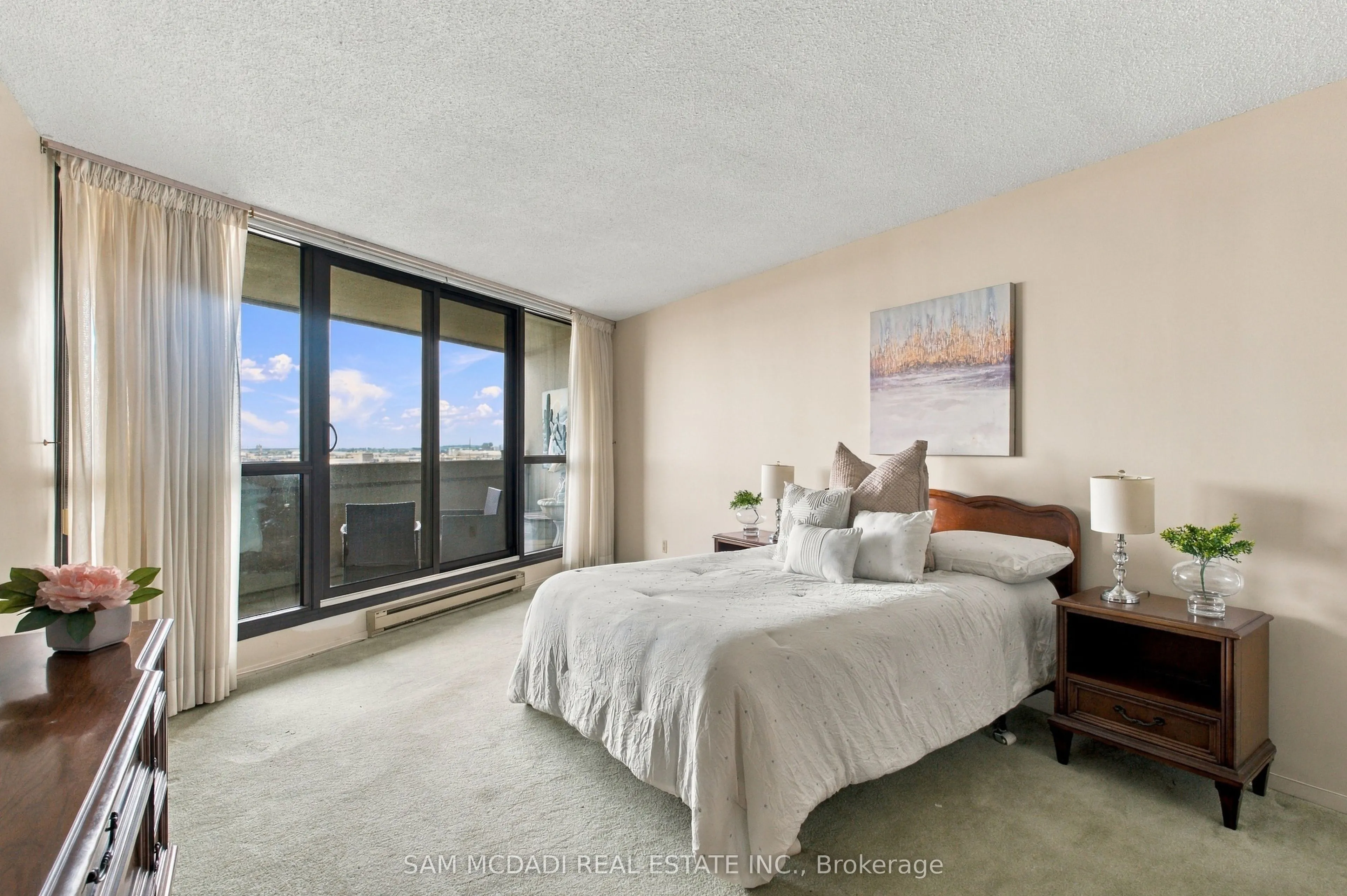 2000 Islington Avenue #2009