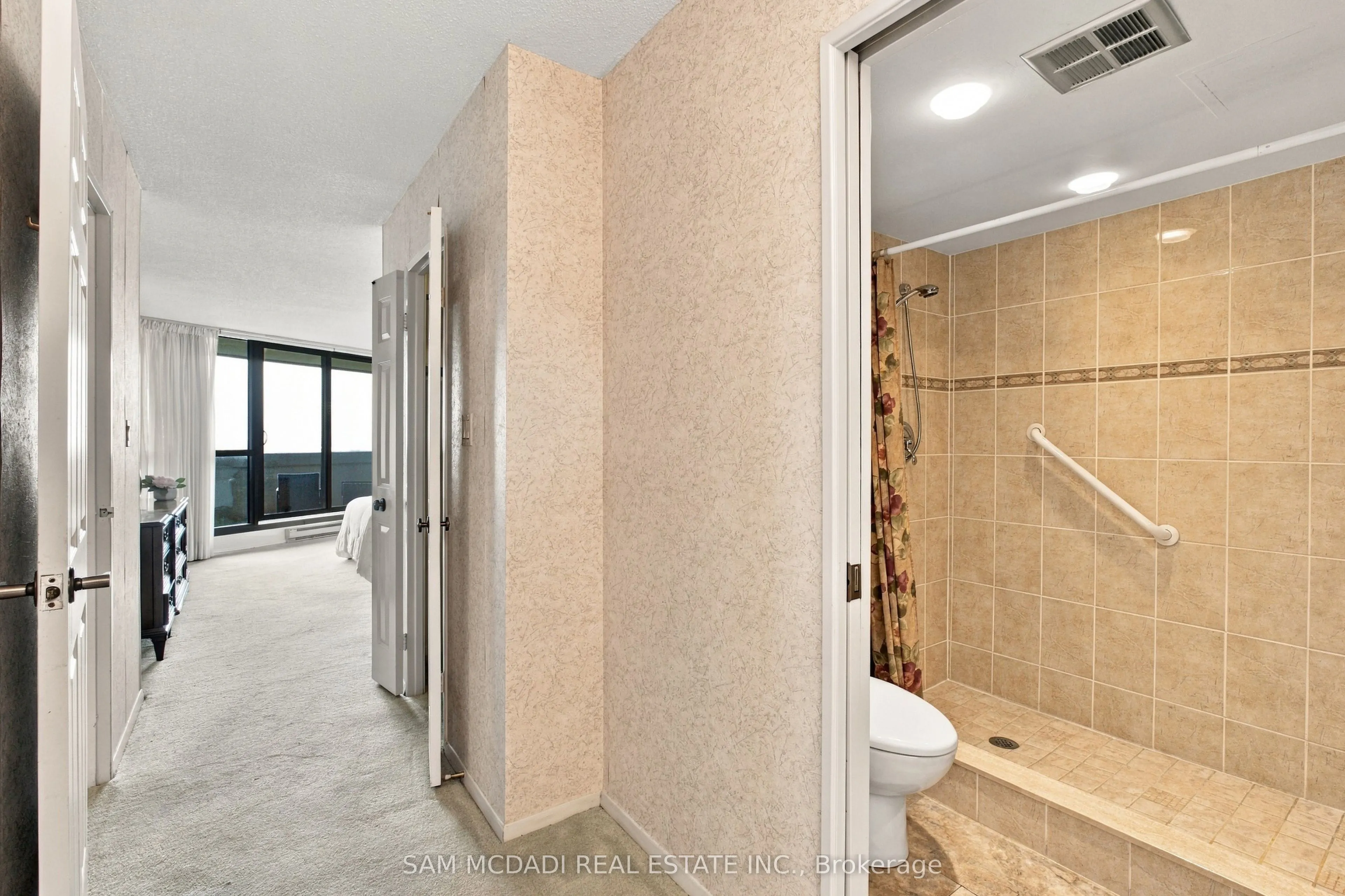 2000 Islington Avenue #2009
