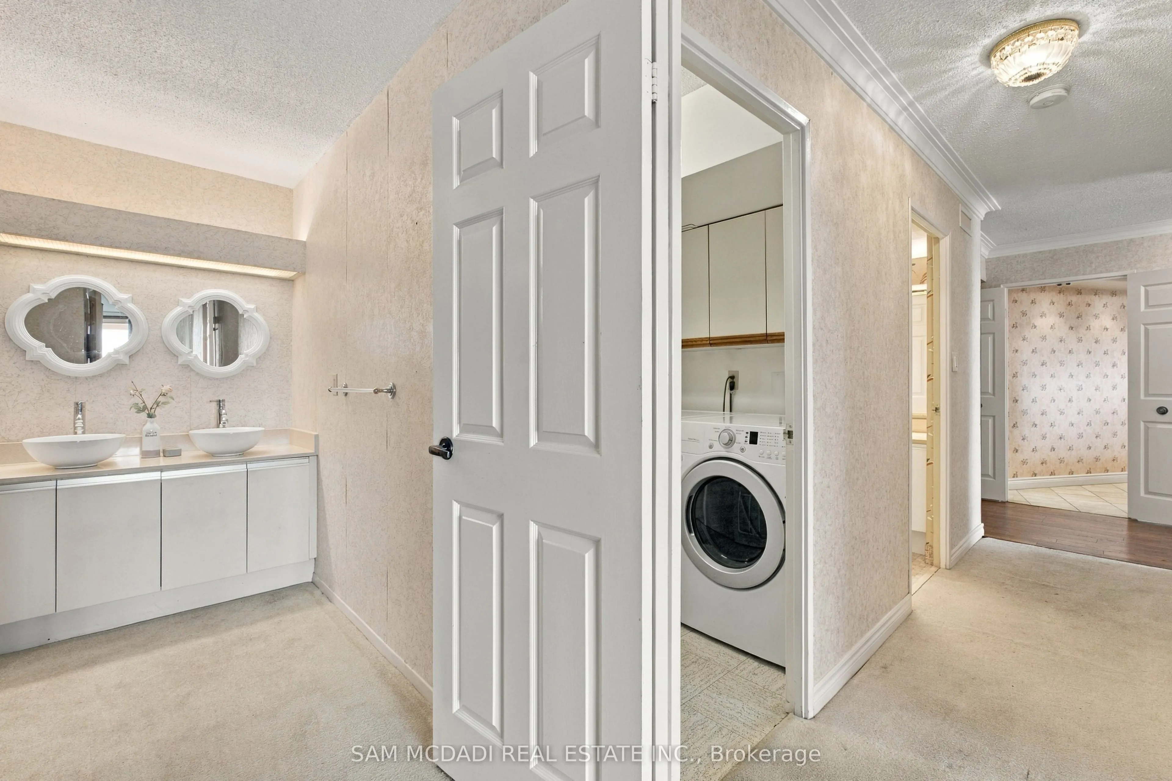 2000 Islington Avenue #2009
