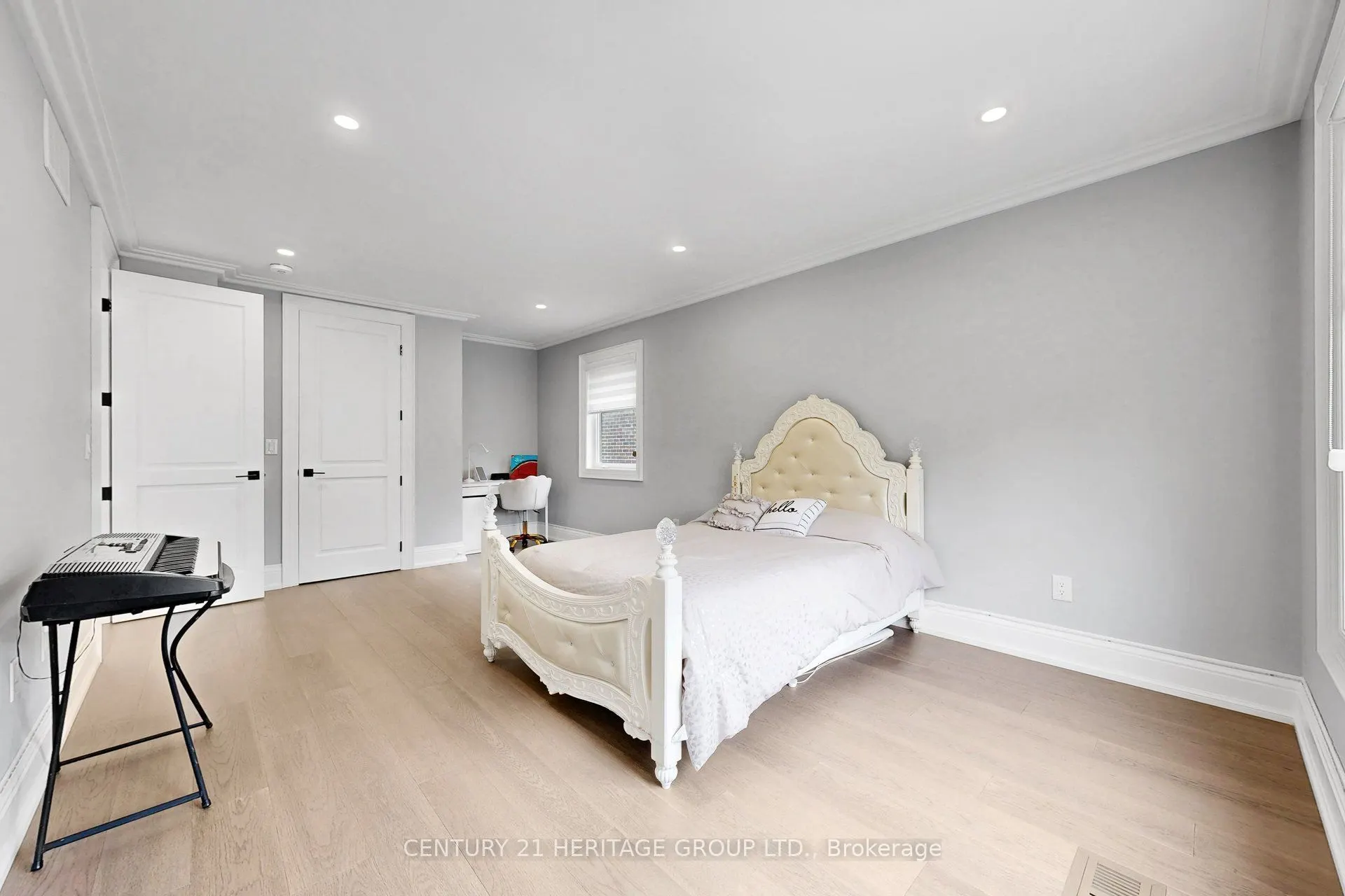 99 Twenty Seventh Street