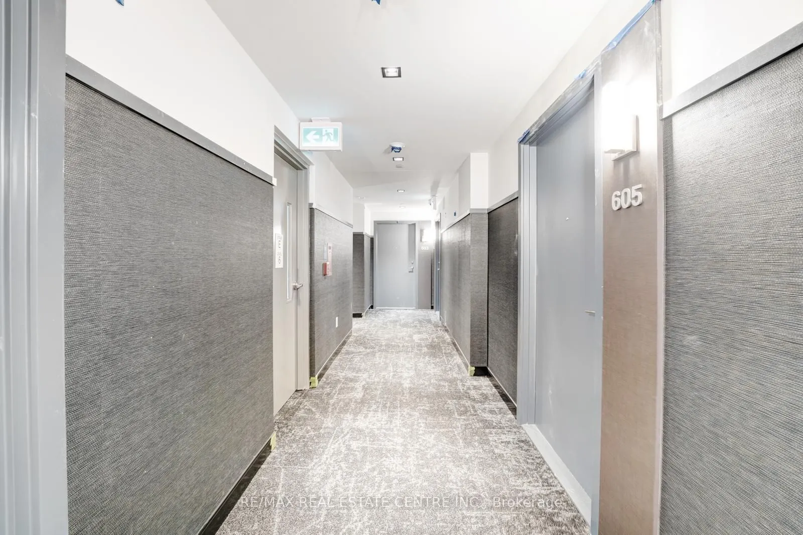 2485 EGLINTON Avenue W #605